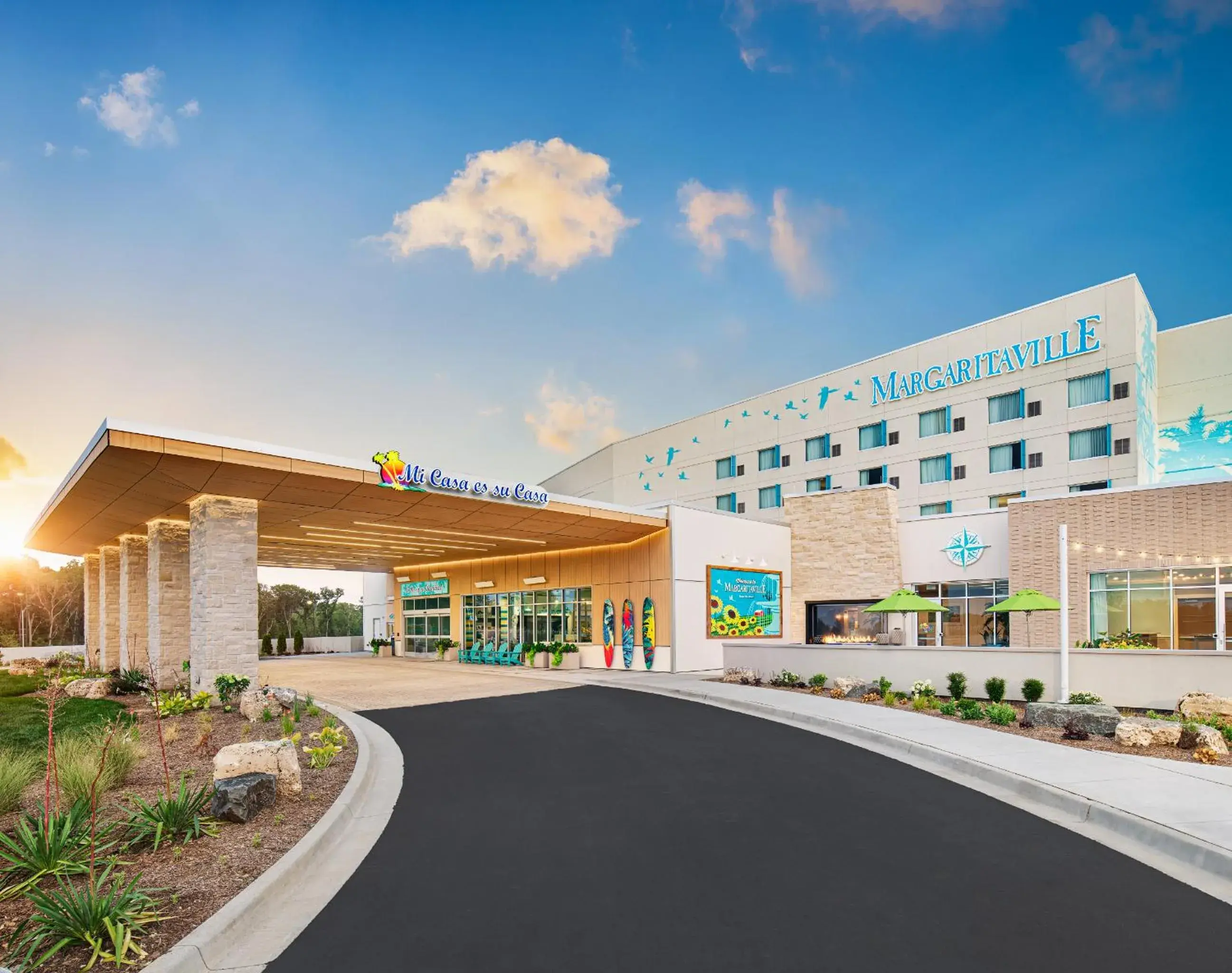 Property building in Margaritaville Hotel Kansas City Property building in Margaritaville Hotel Kansas City