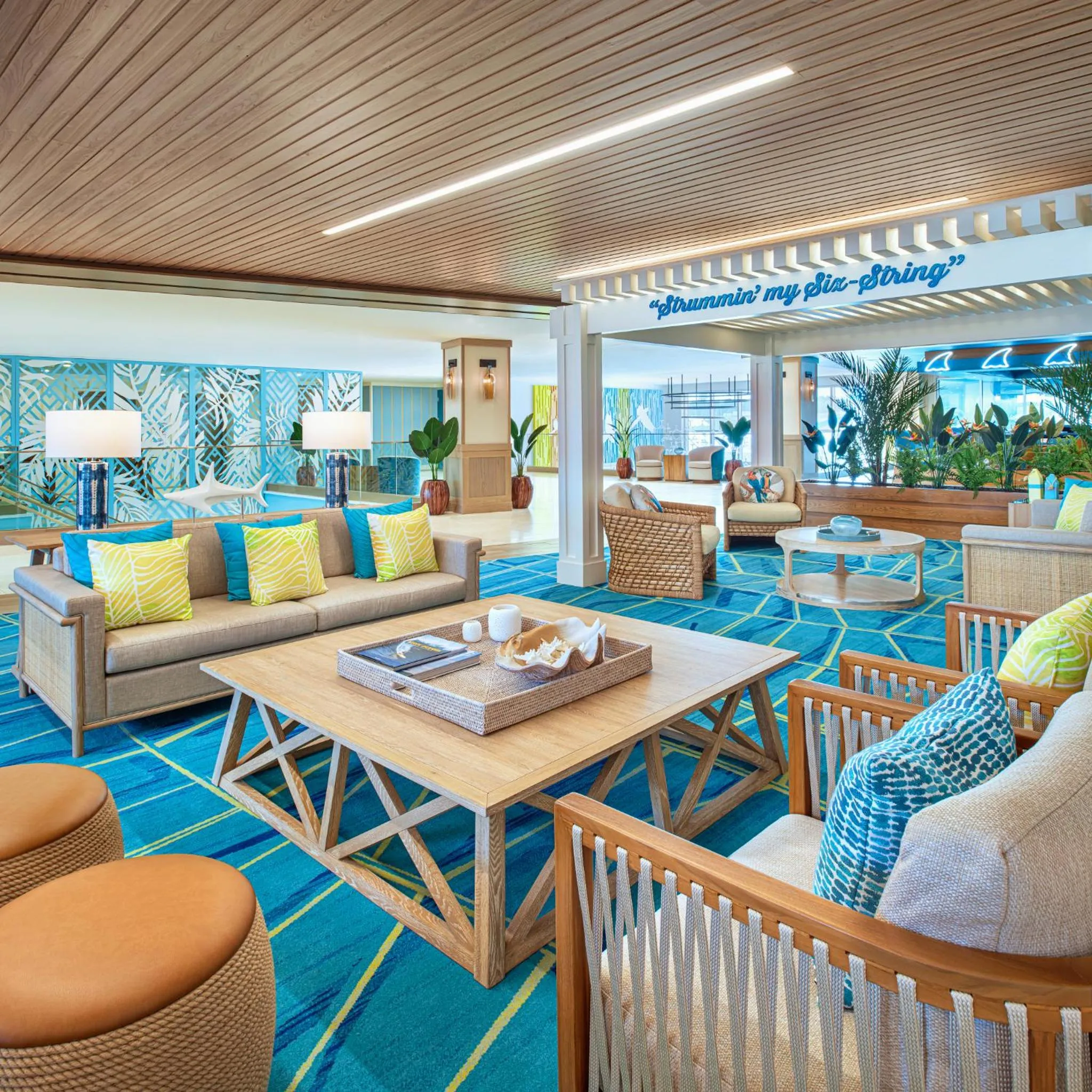 Communal lounge/ TV room in Margaritaville Hotel Kansas City