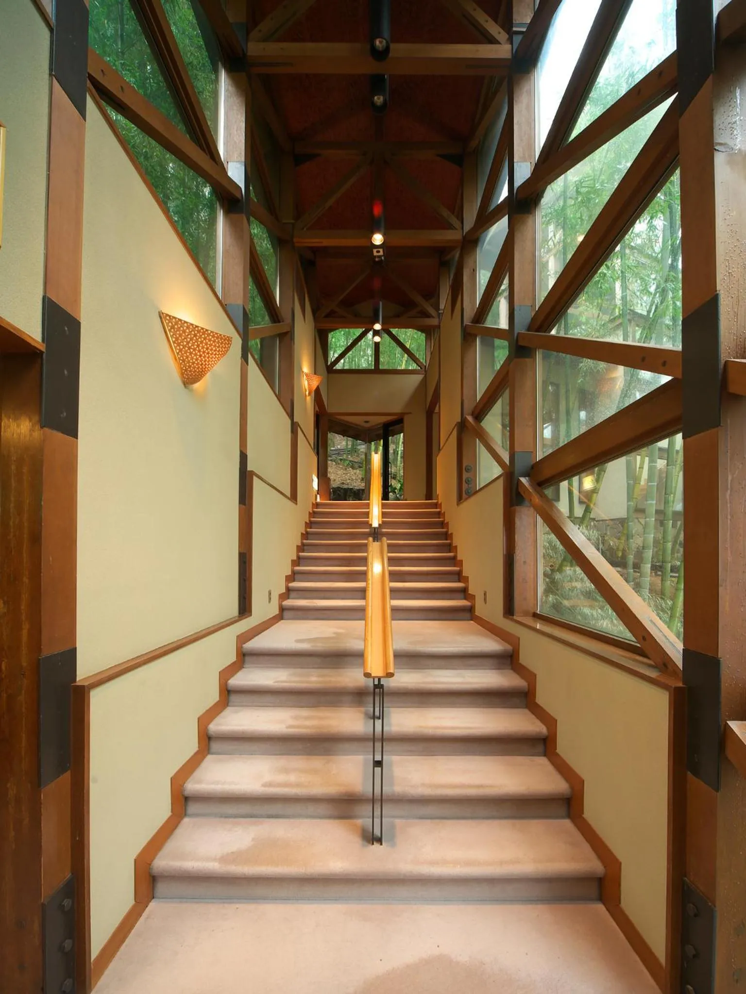 Area and facilities in Musashino Bekkan