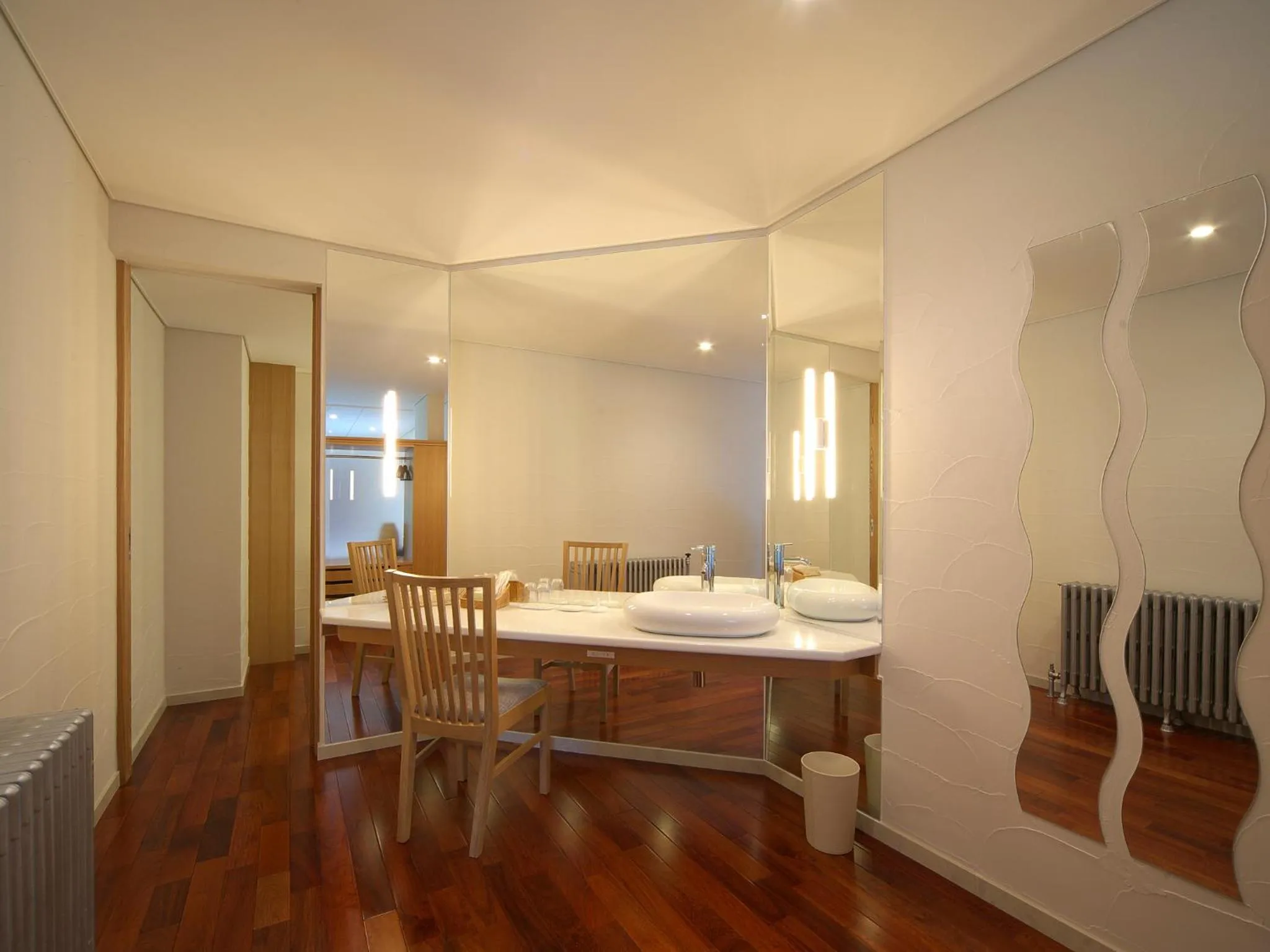 Photo of the whole room in Musashino Bekkan