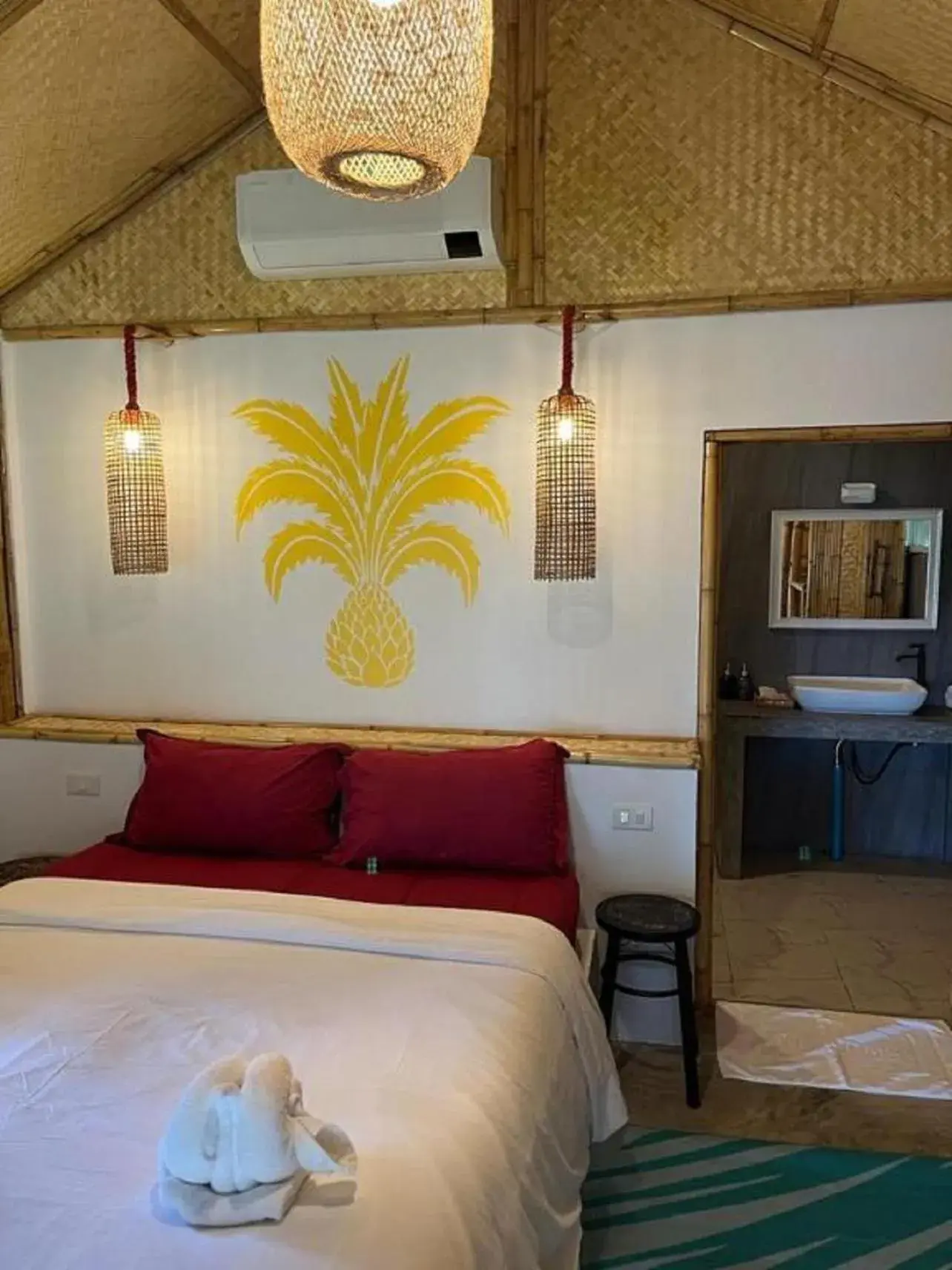 Bed in Margarita Beach Bed in Margarita Beach