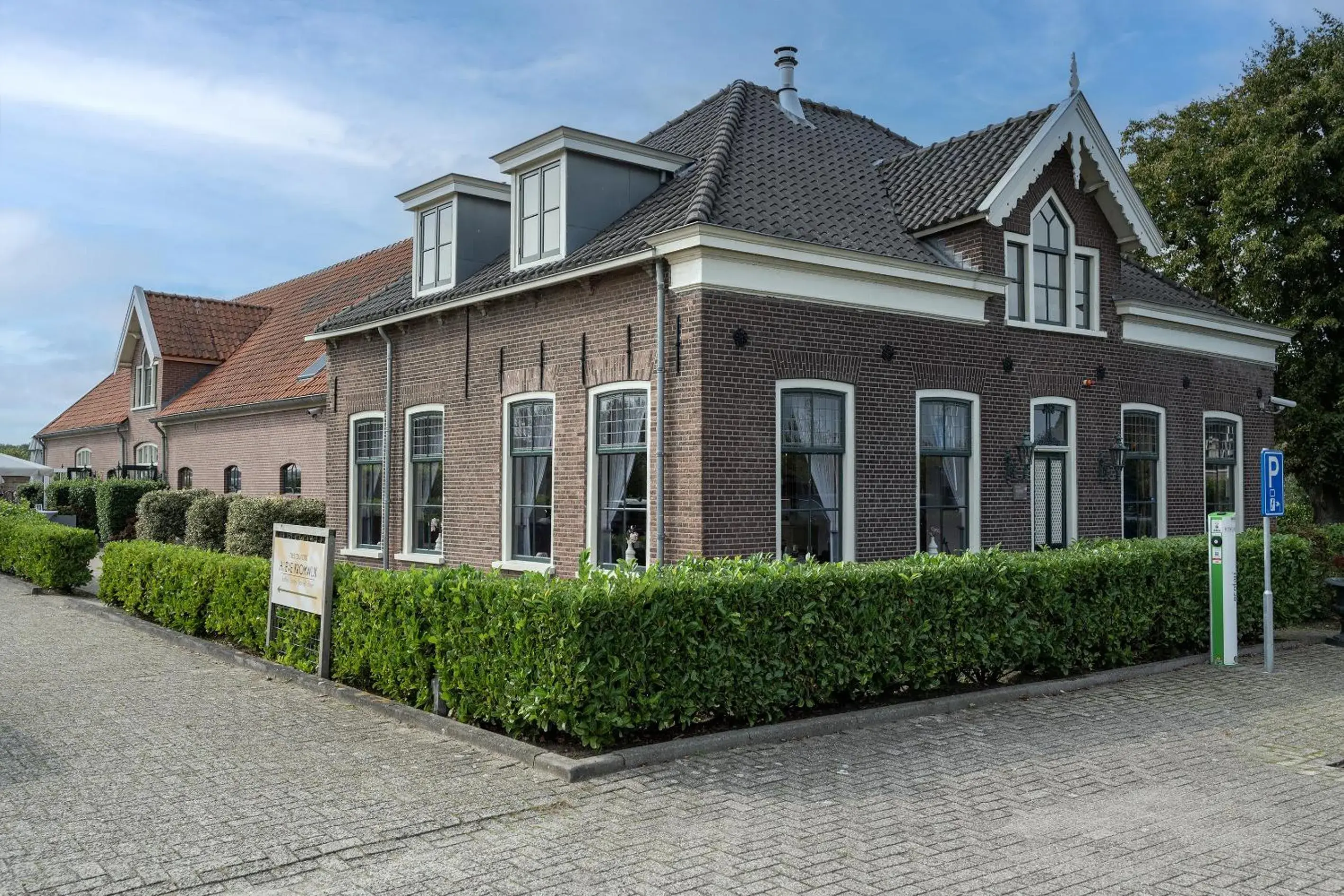 Hotel - restaurant Hoeve Kromwijk Hotel - restaurant Hoeve Kromwijk