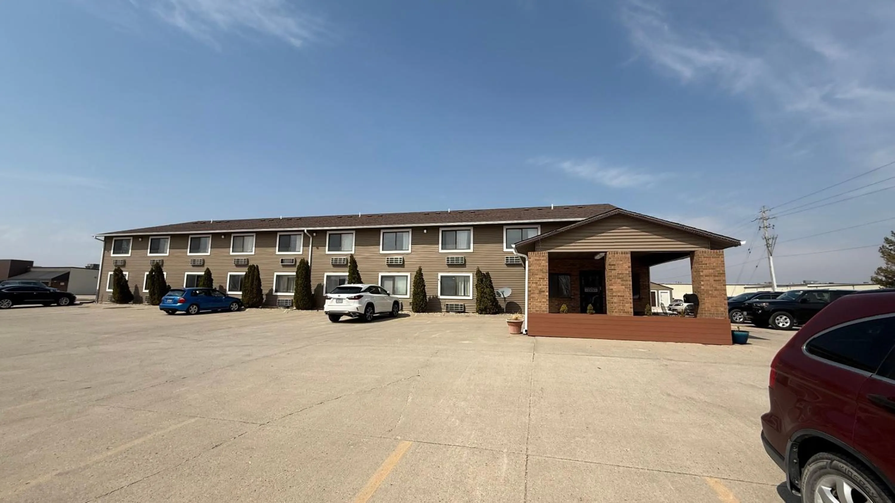 Property building in clarion hometown inn