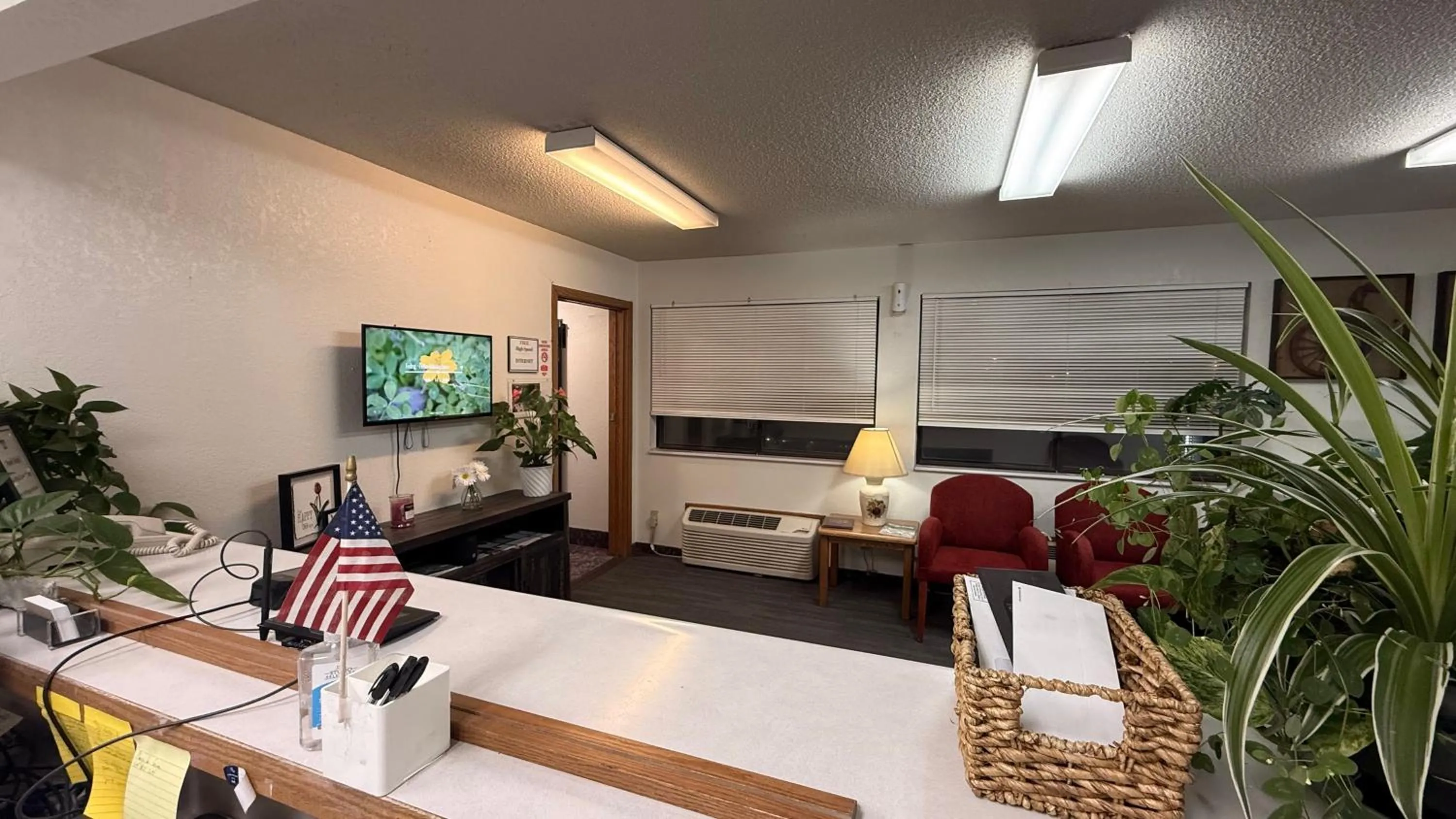 Lobby or reception in clarion hometown inn