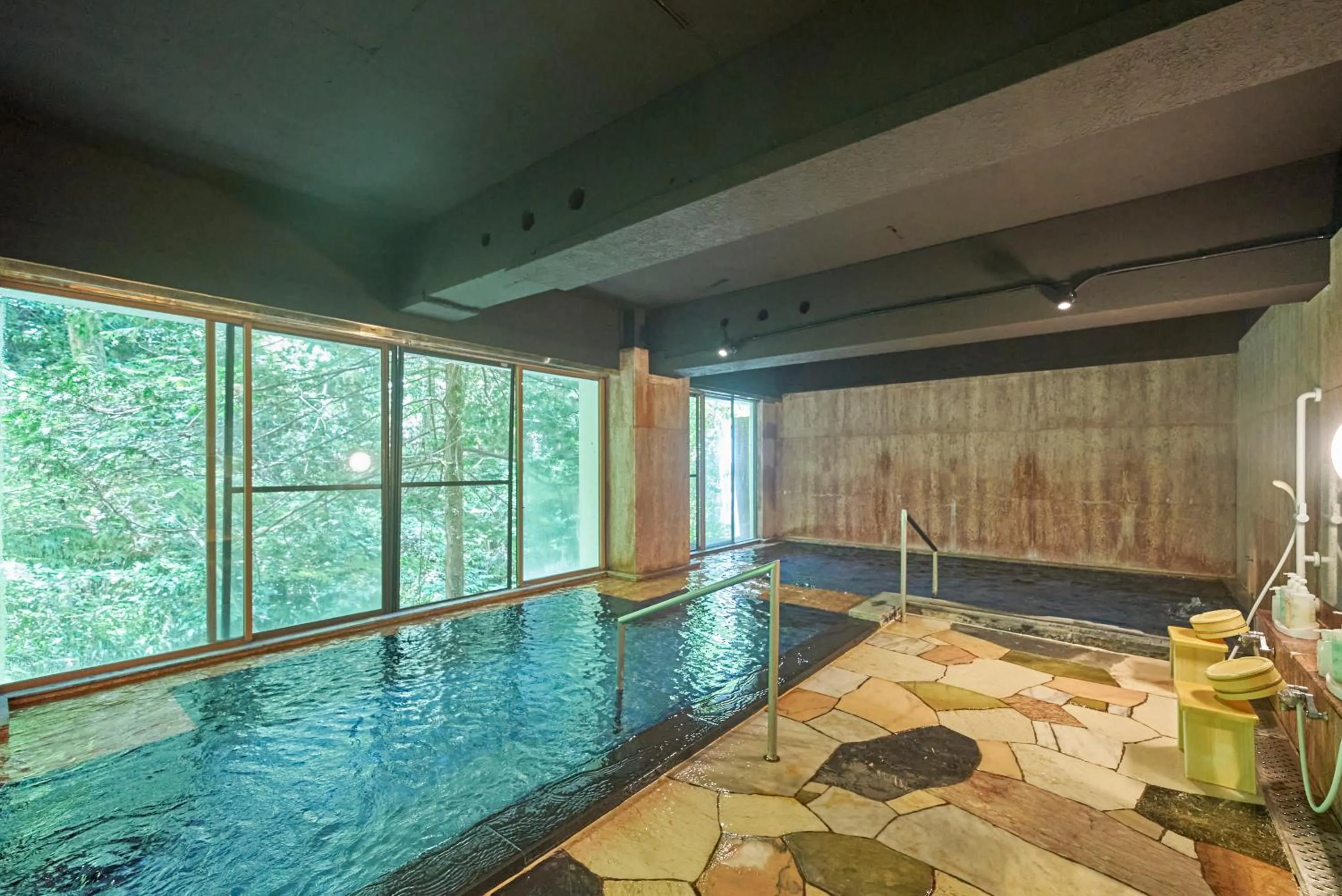 Hot Spring Bath in Hakone Yumoto hotel