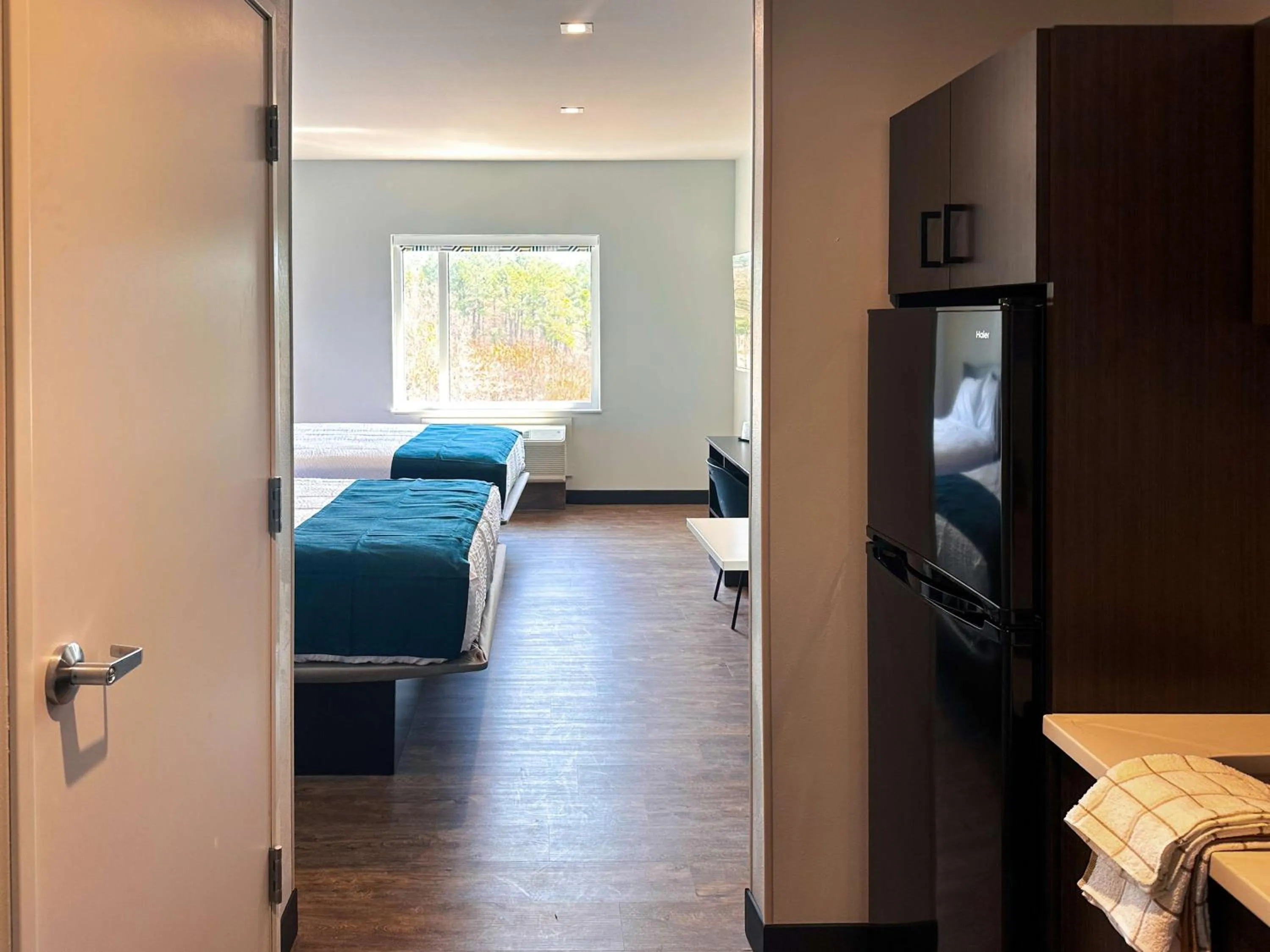 Bedroom, Bed in Studio 6 Richmond Airport