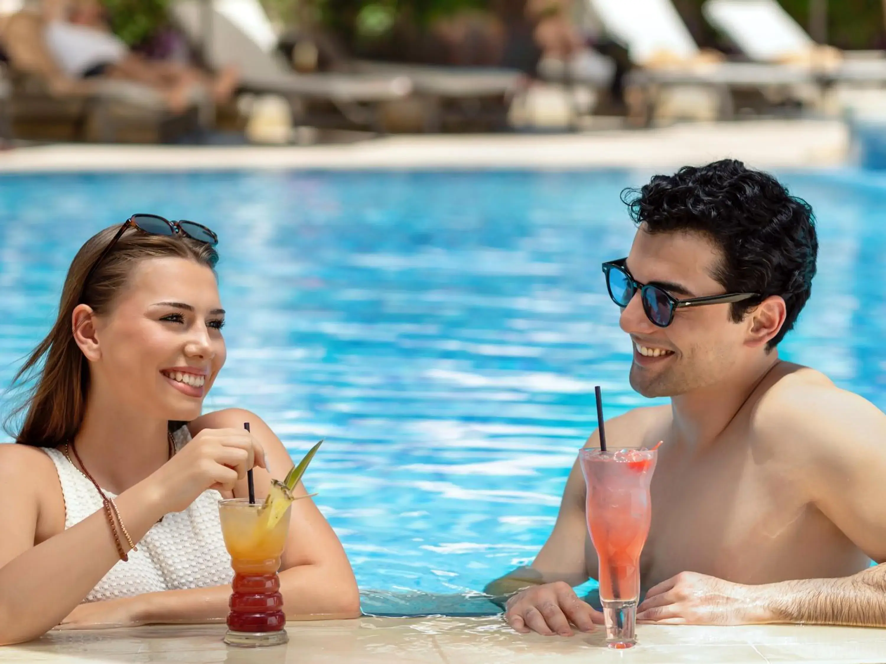 Swimming pool in City Centre Rotana Doha Swimming pool in City Centre Rotana Doha