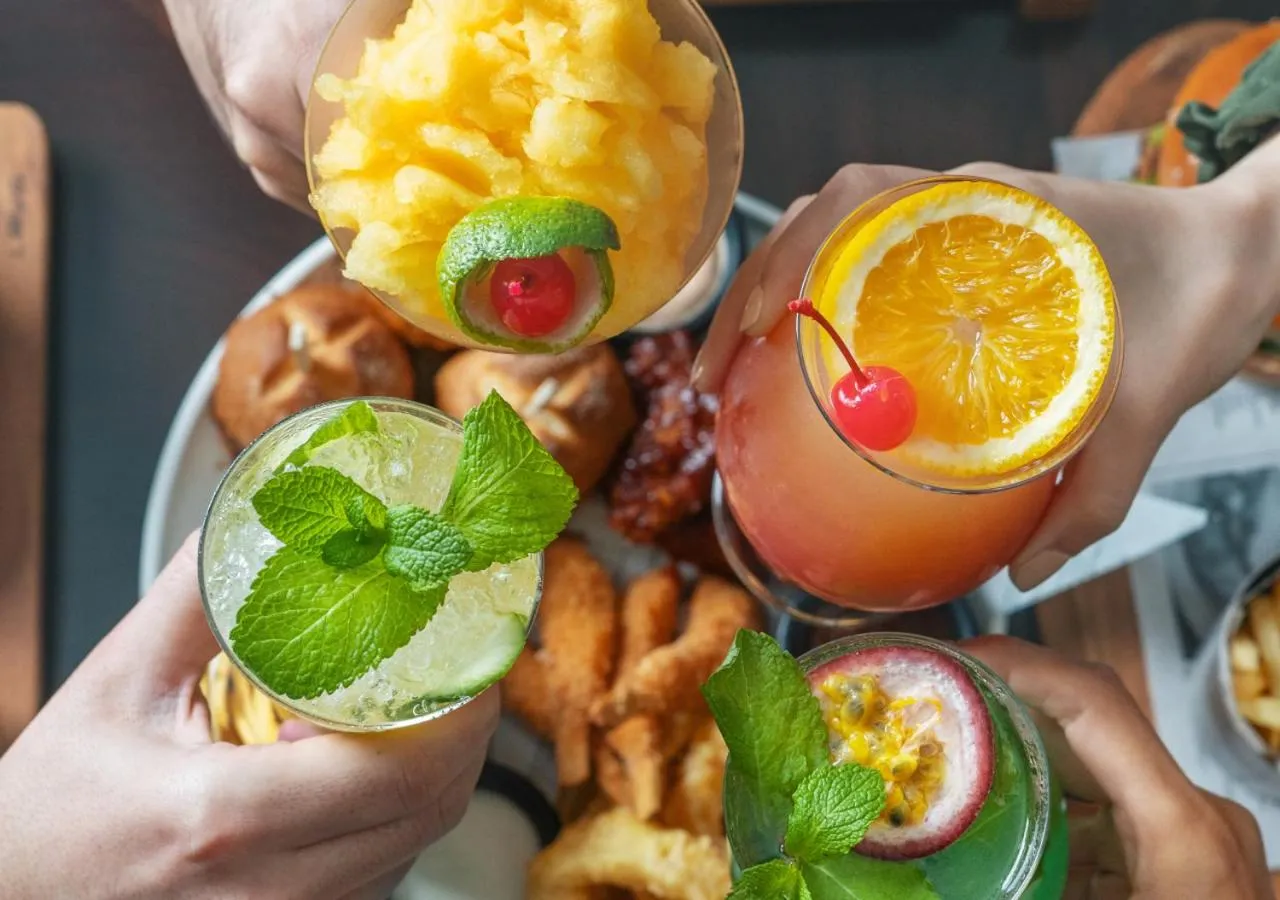 Restaurant/places to eat in City Centre Rotana Doha