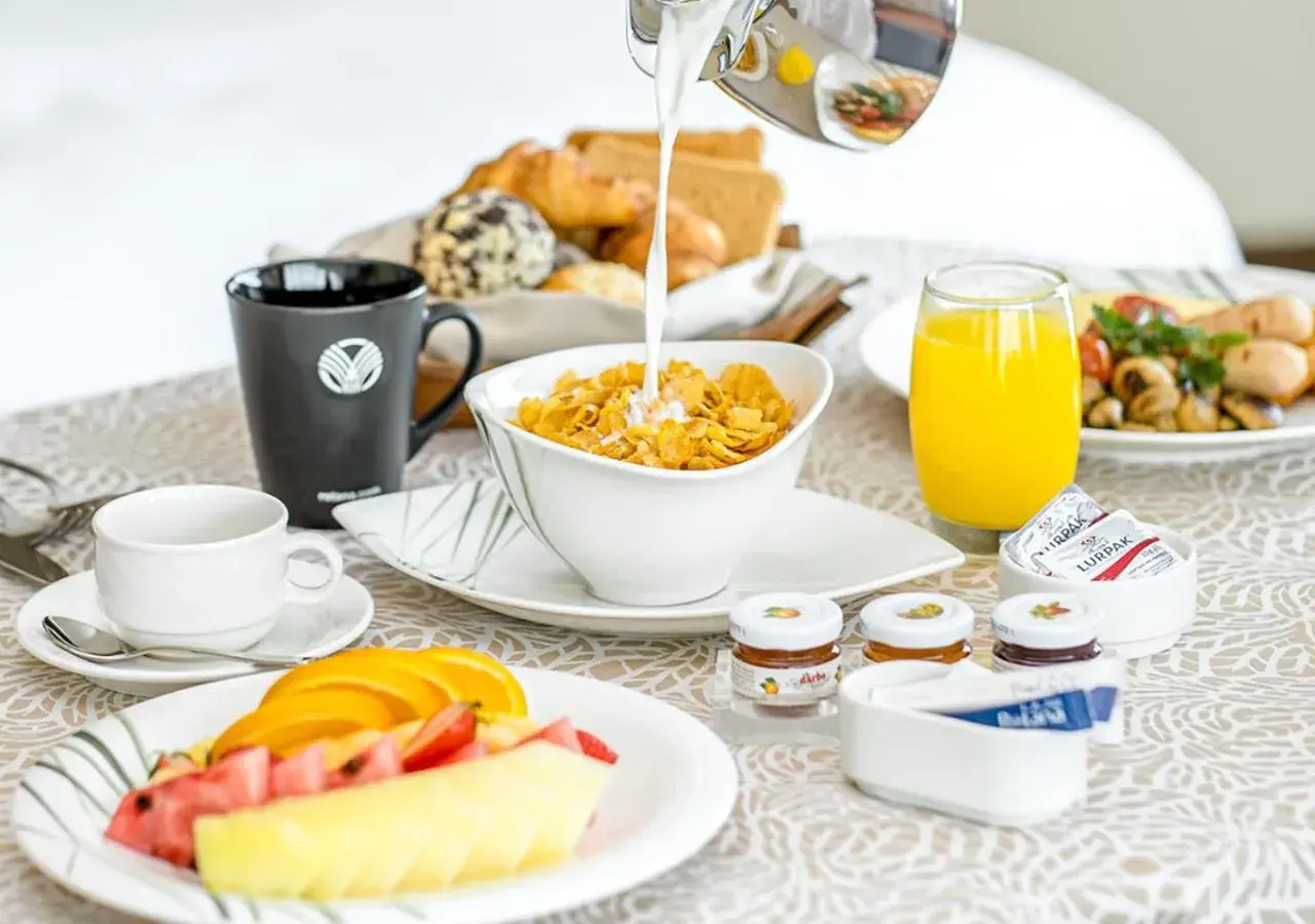 Breakfast in City Centre Rotana Doha Breakfast in City Centre Rotana Doha