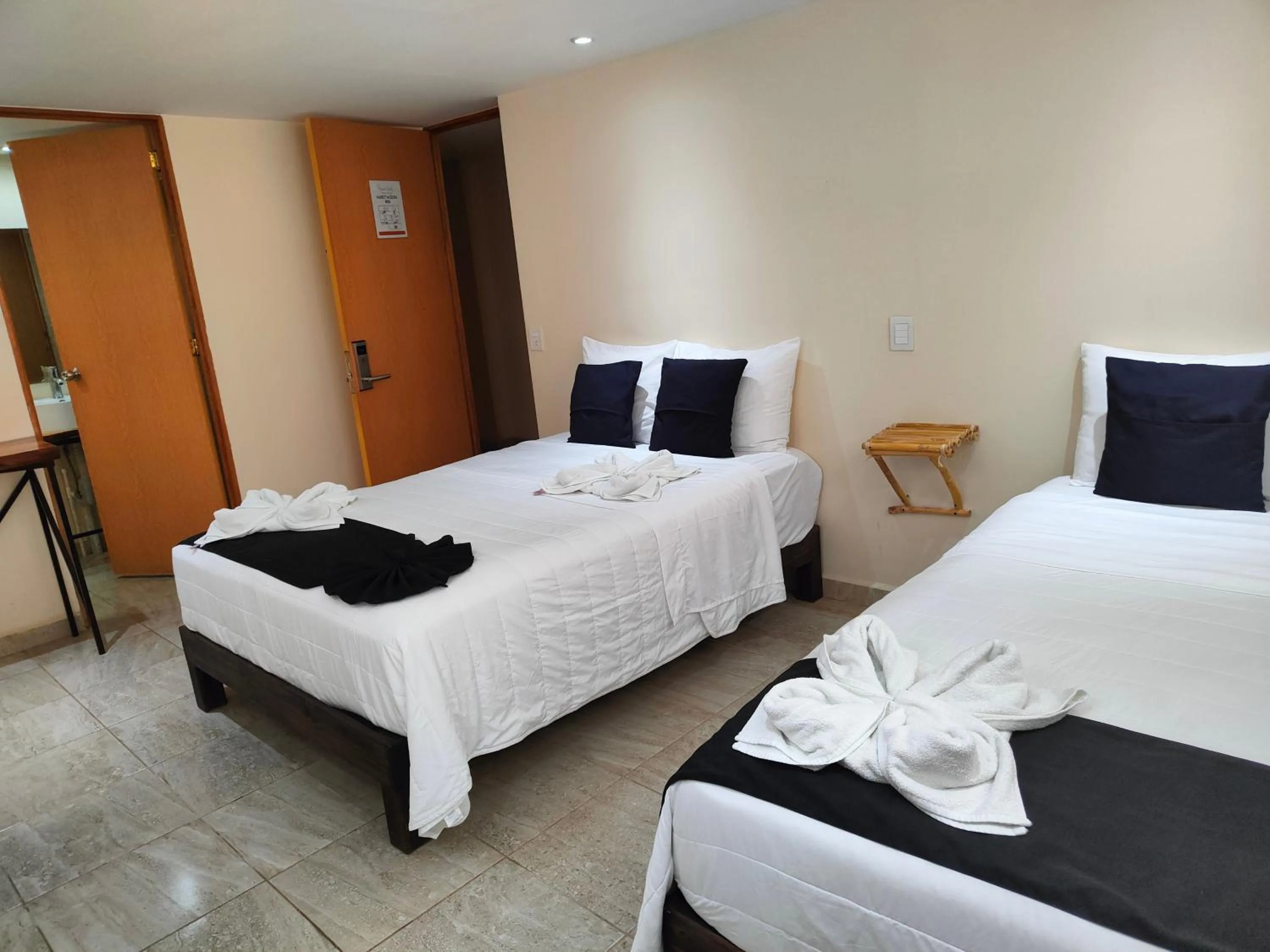 Bed in Ashly Loma Larga