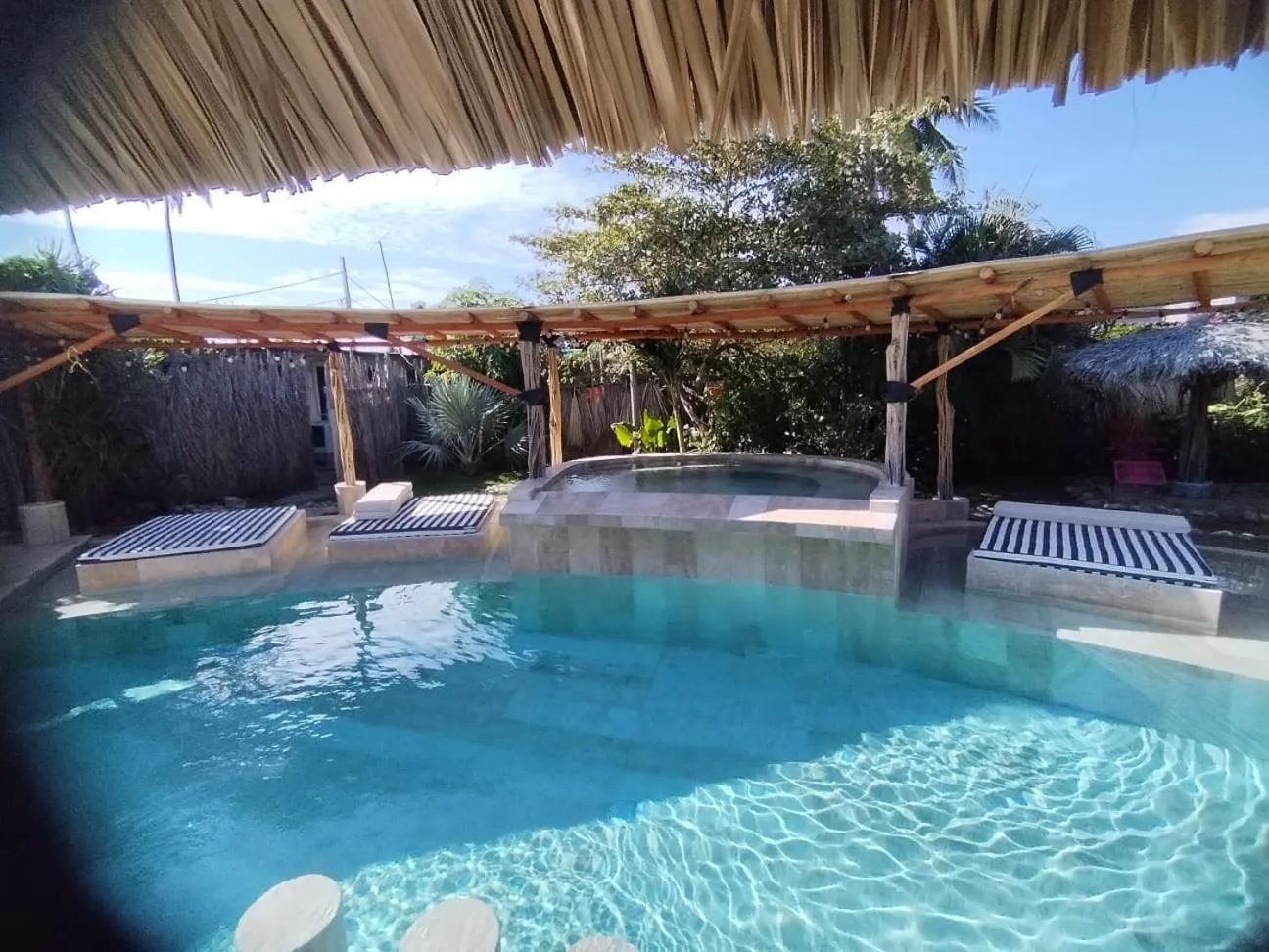 Patio in Ashly Loma Larga