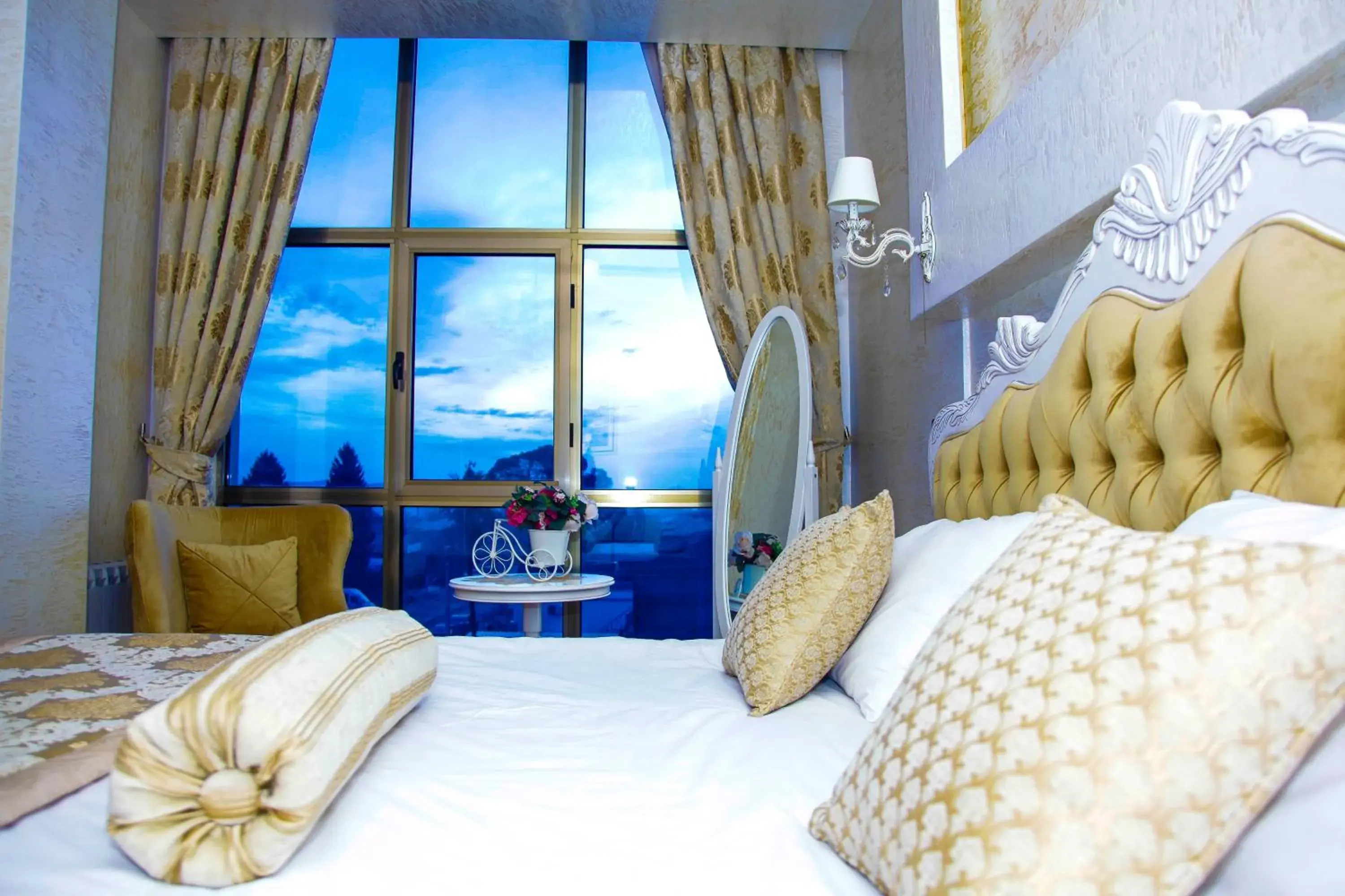 Executive Suite in Iberia Palace Hotel Executive Suite in Iberia Palace Hotel