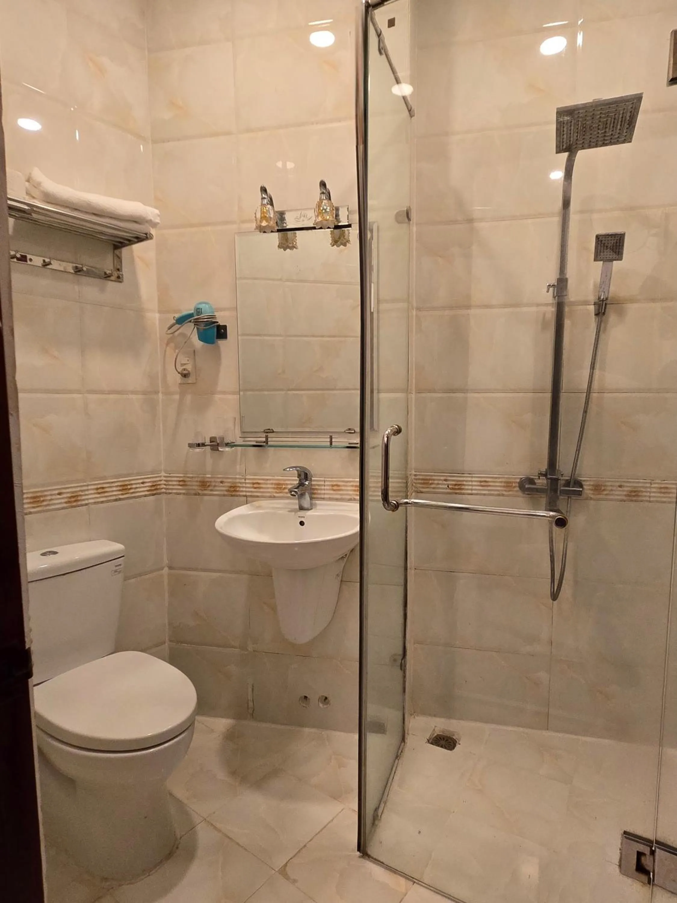 Hoàng Việt 2 Hotel