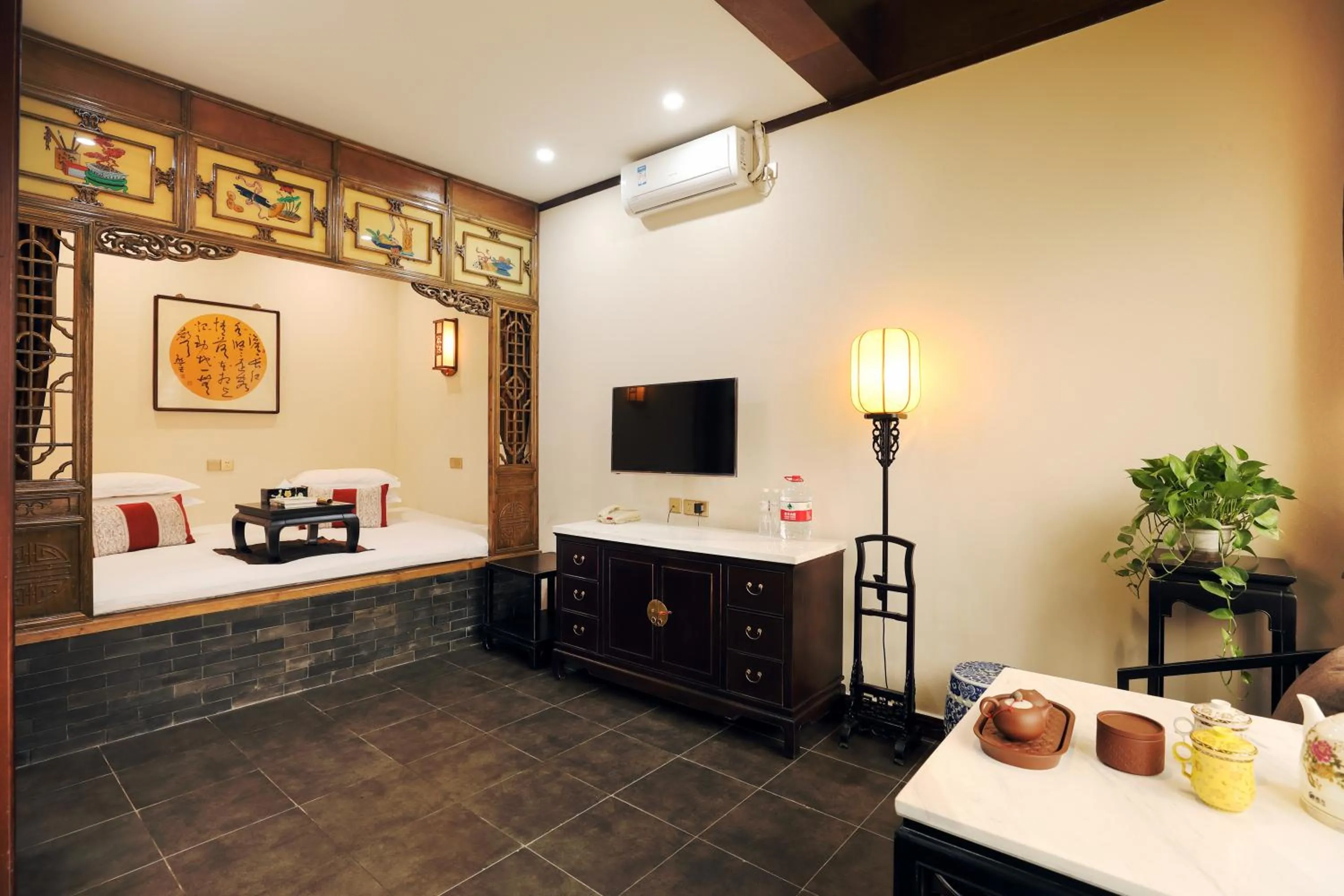 Yunjincheng Mansion