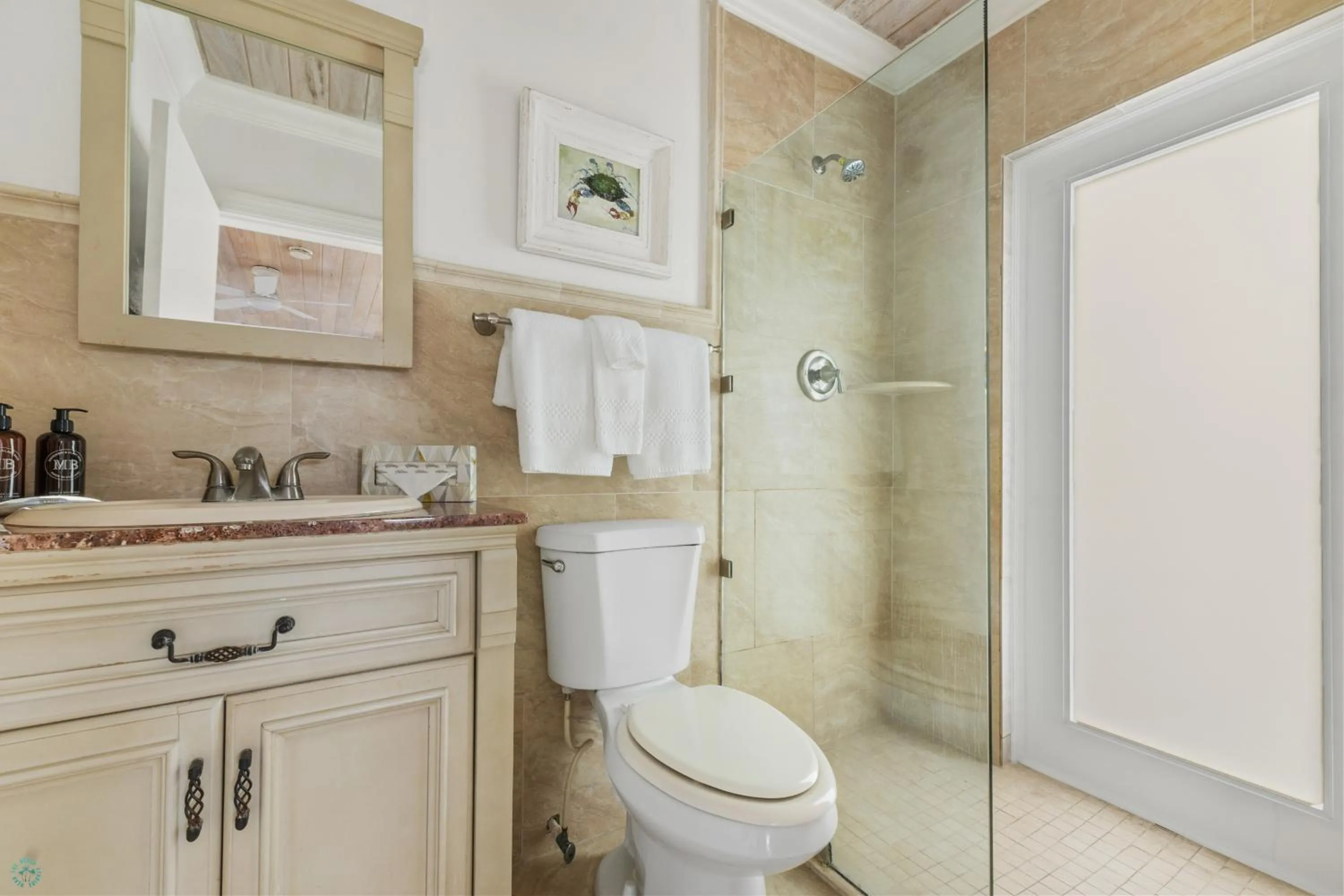 Shower in Romora Bay Resort & Marina