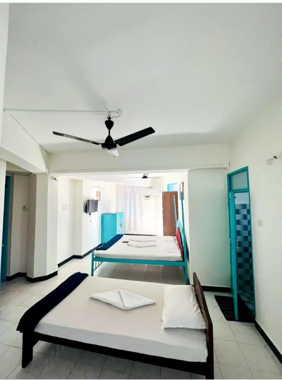 Bed in Shangrila Majorda Beach Hotel