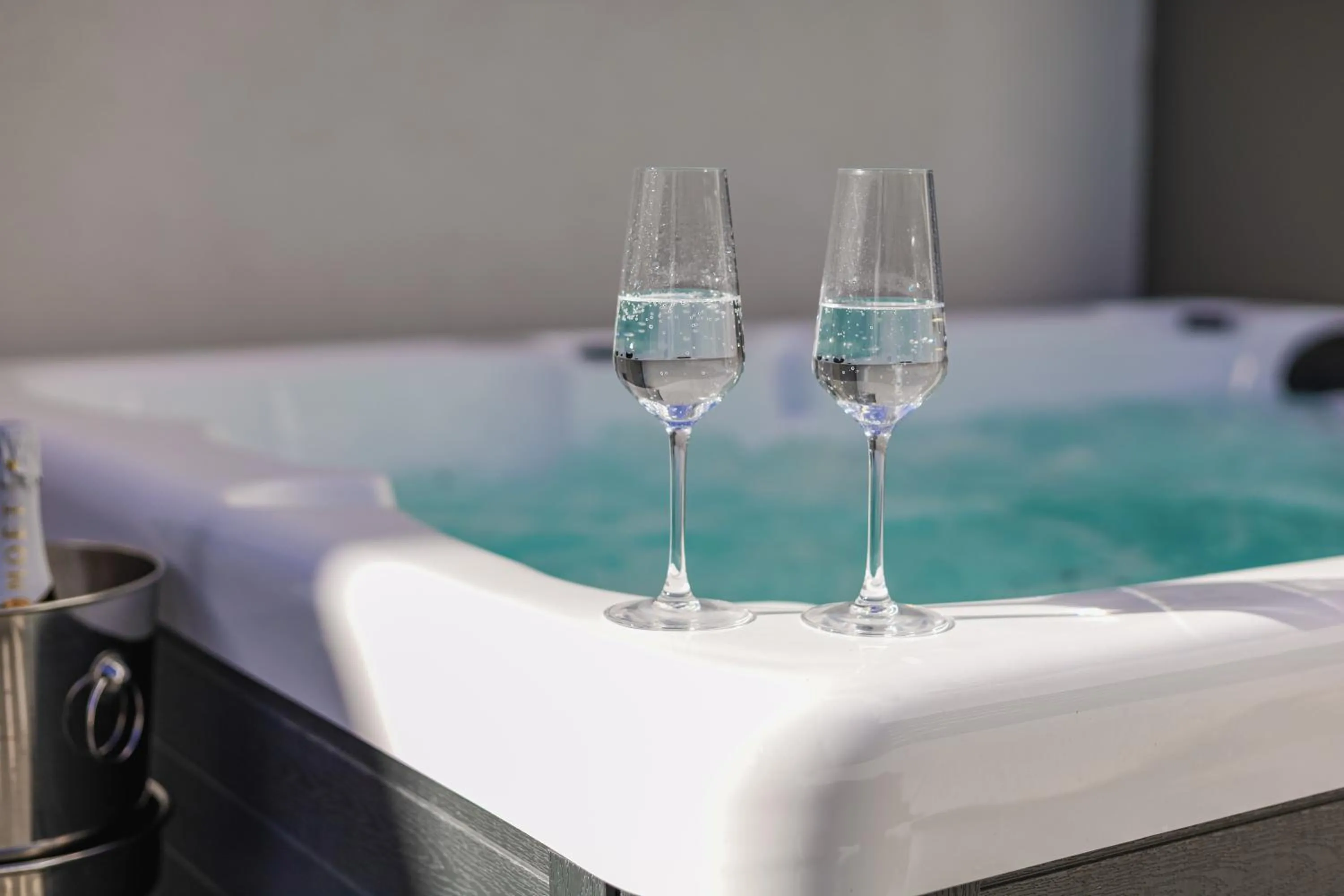 Hot Tub in LIMNI Boutique Experience Evia
