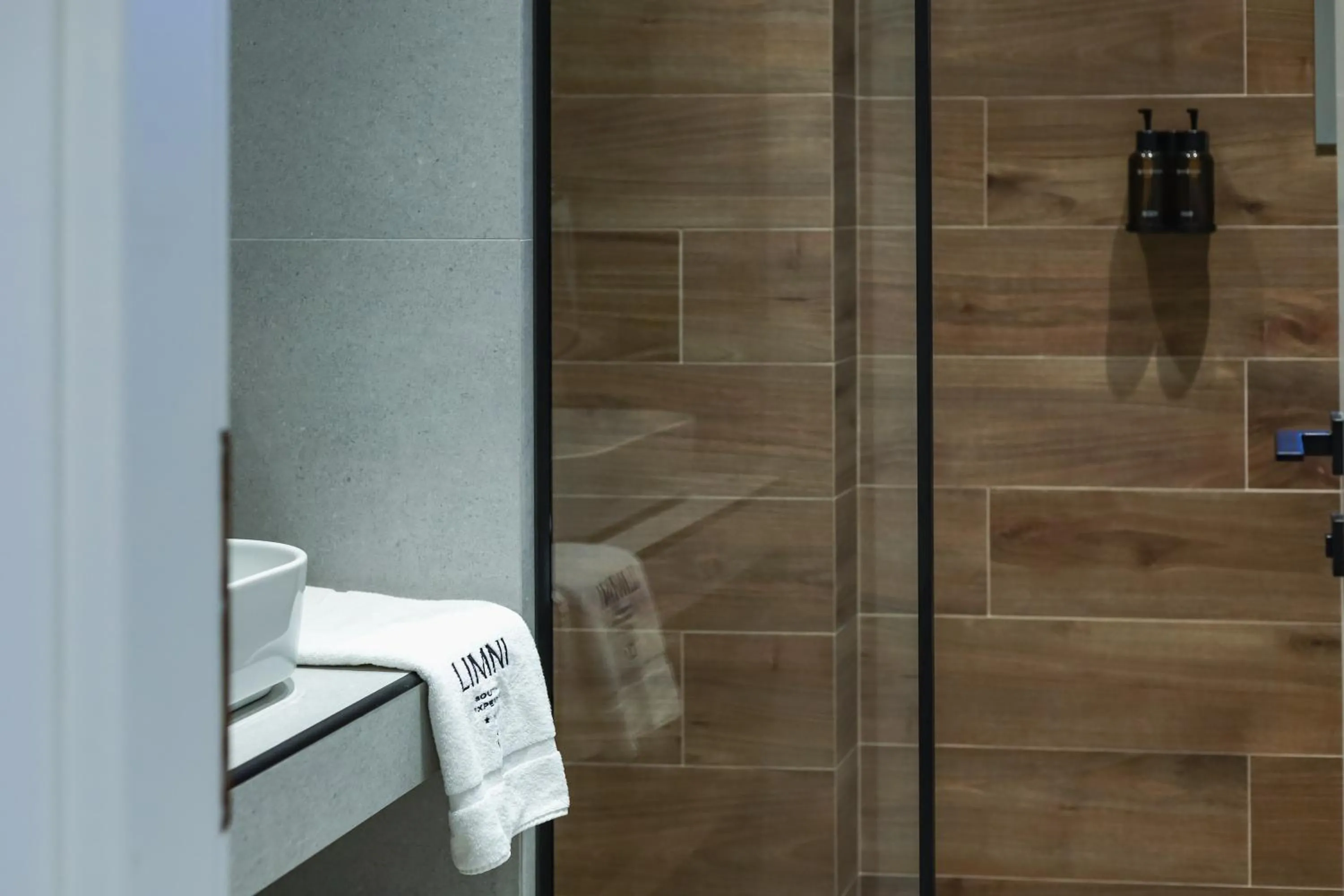 Shower in LIMNI Boutique Experience Evia