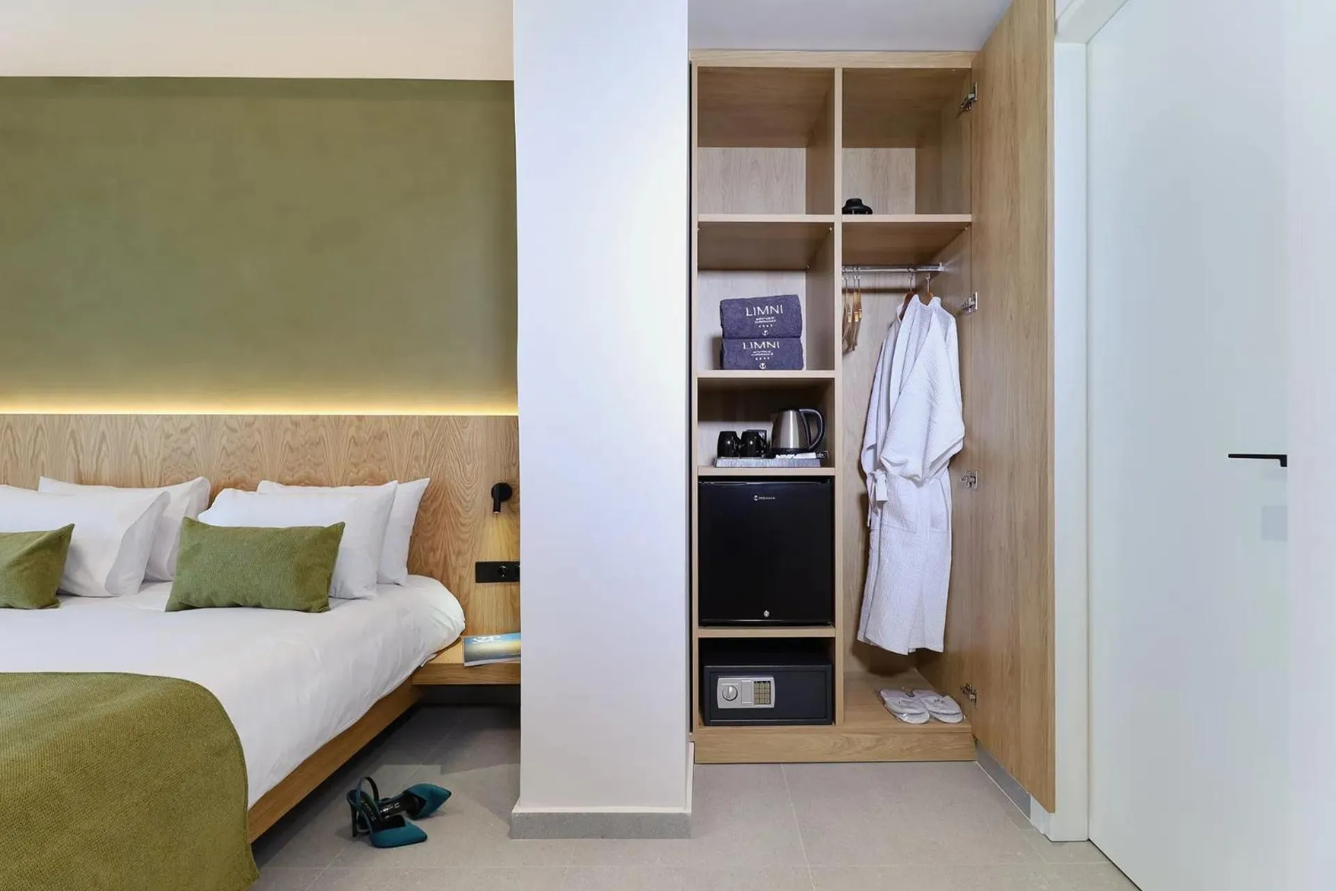Bedroom, Bed in LIMNI Boutique Experience Evia