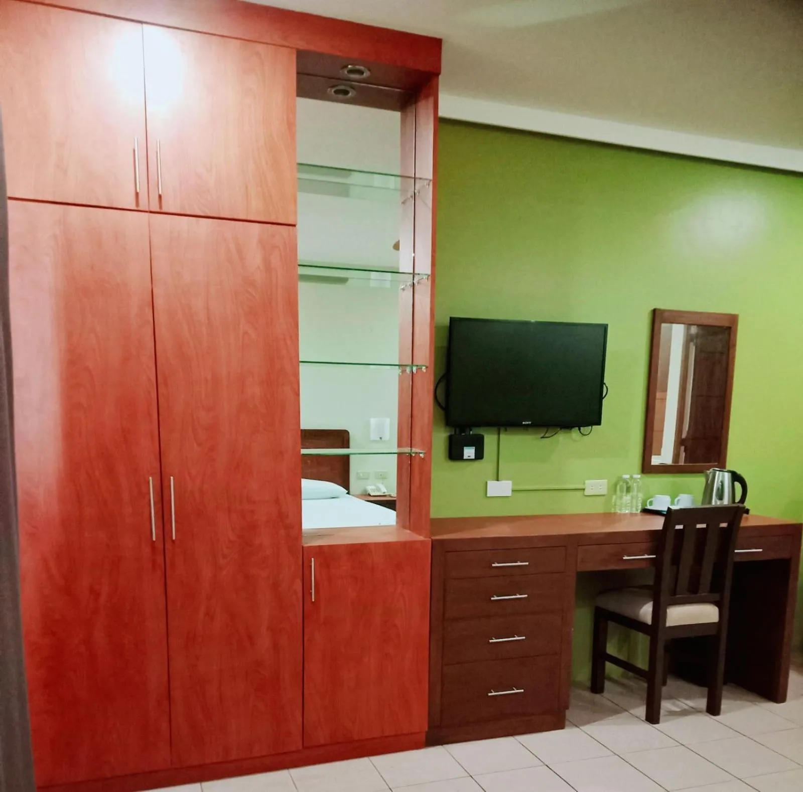 TV and multimedia in Joyce Apartelle Mandaluyong