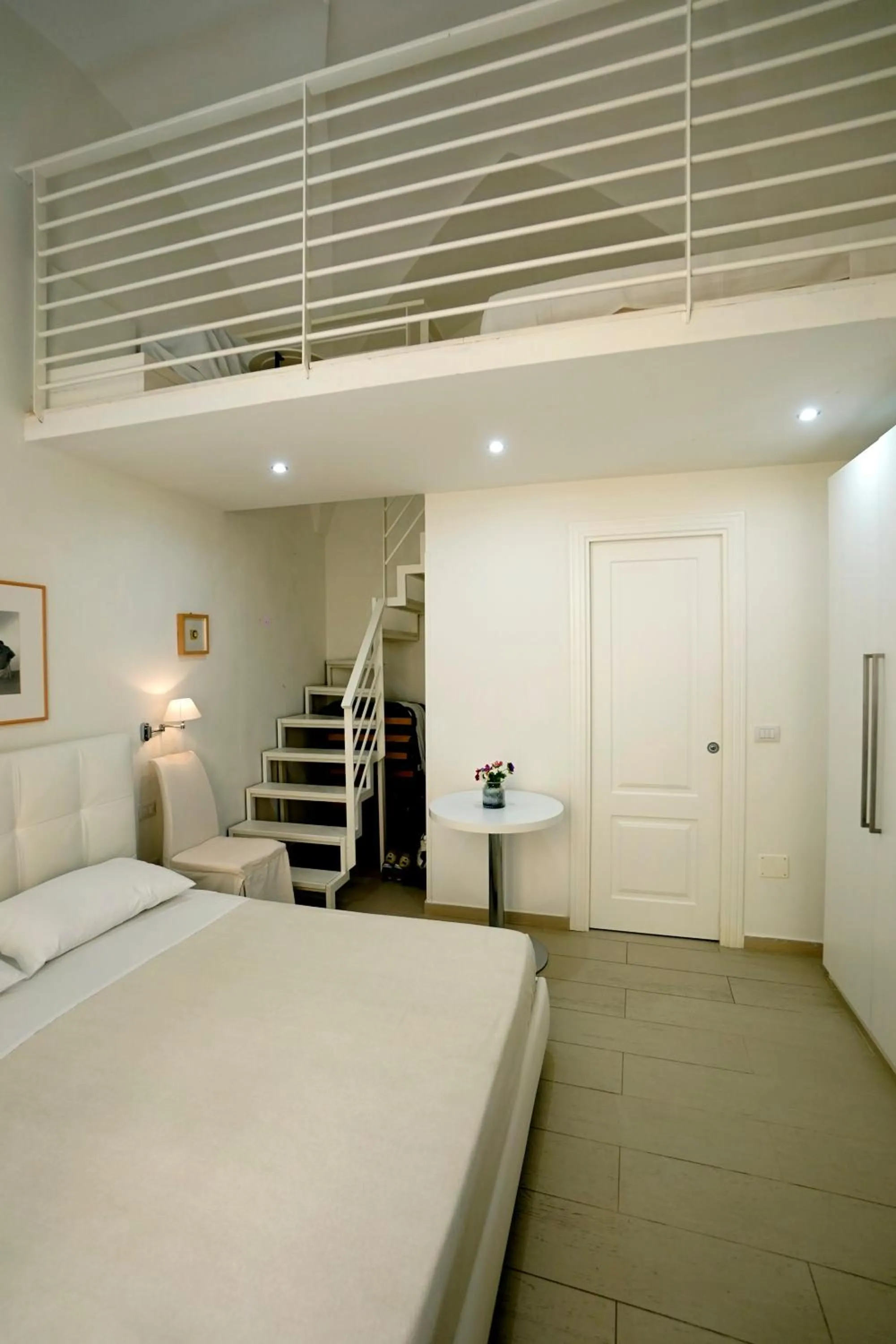 Bedroom, Bed in Elamar Rooms & Apartment