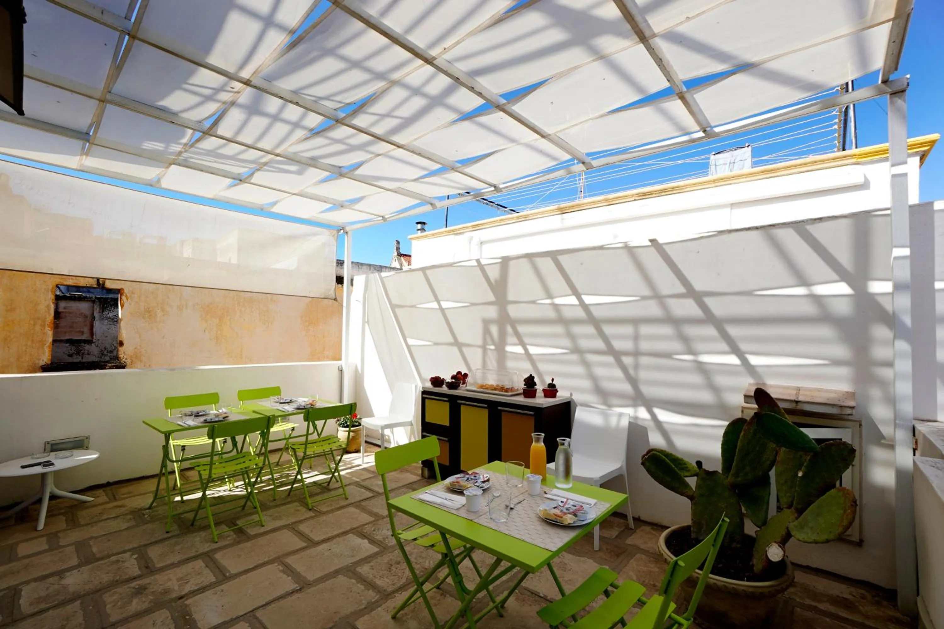 Balcony/Terrace in Elamar Rooms & Apartment