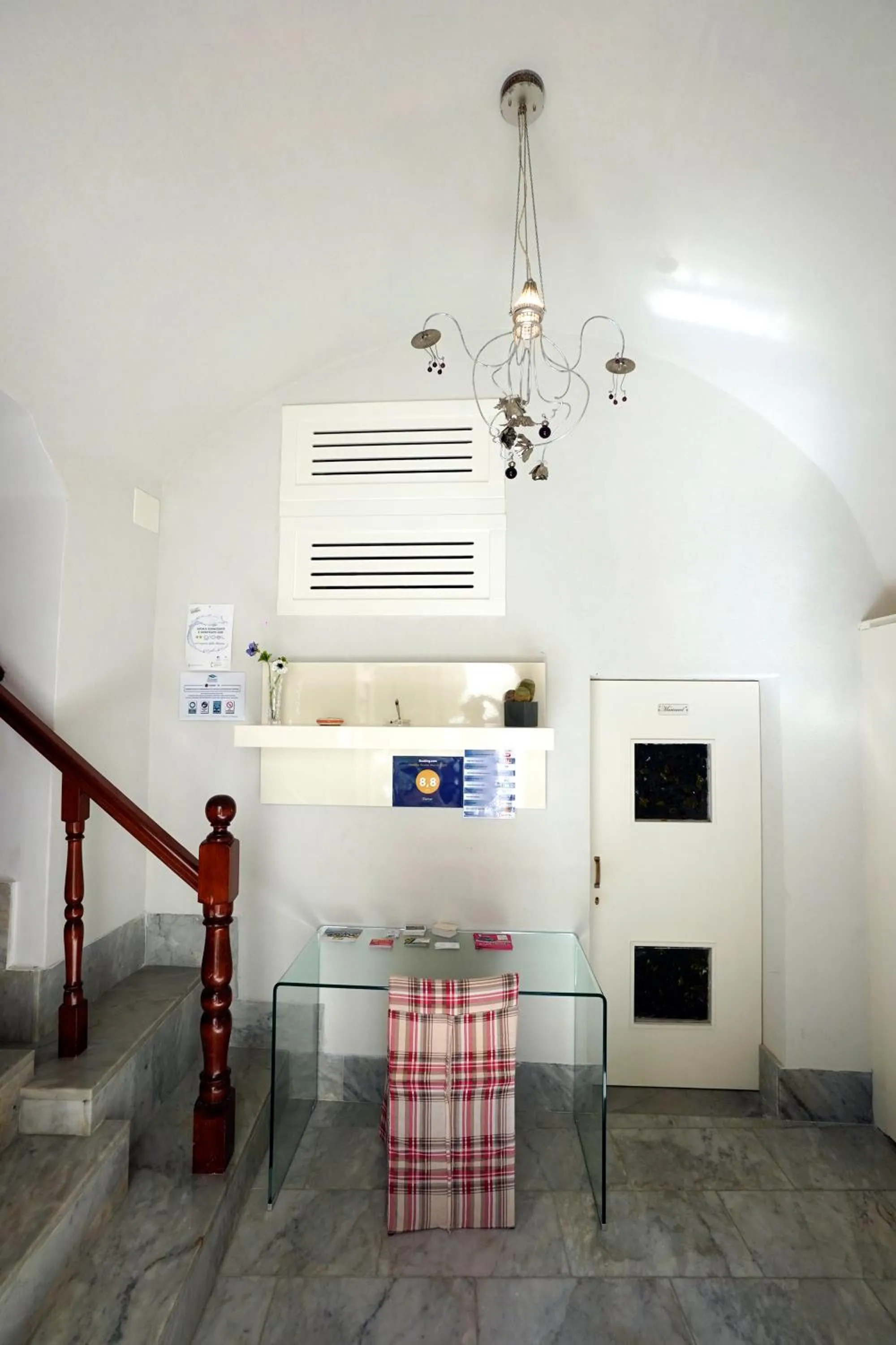 Facade/entrance in Elamar Rooms & Apartment