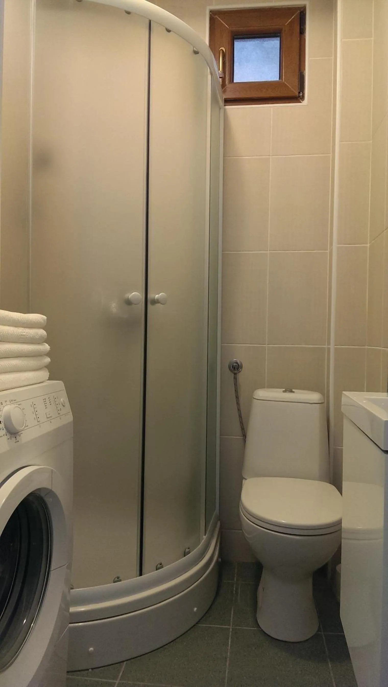 Bathroom in Olive Apartment