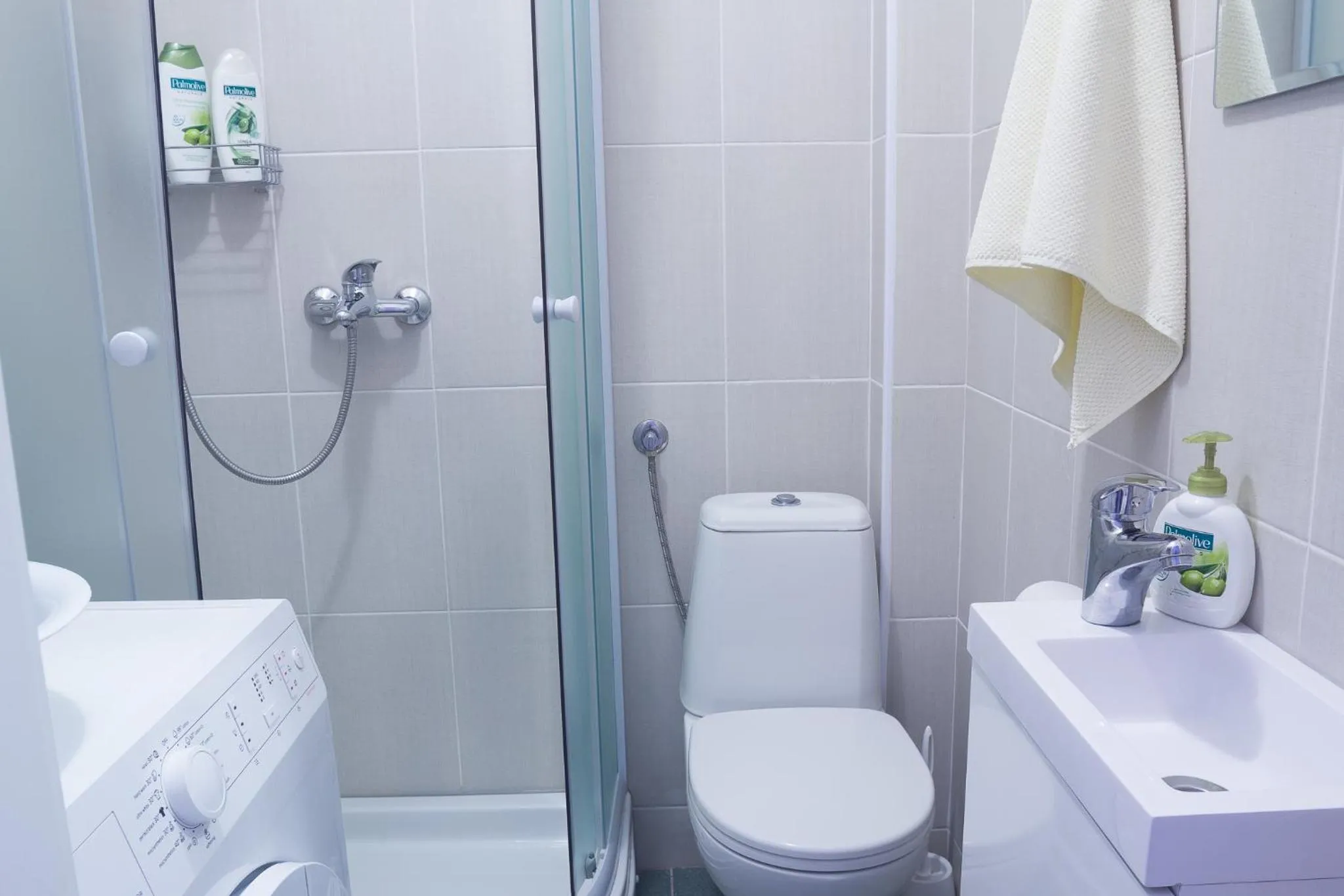 Bathroom in Olive Apartment