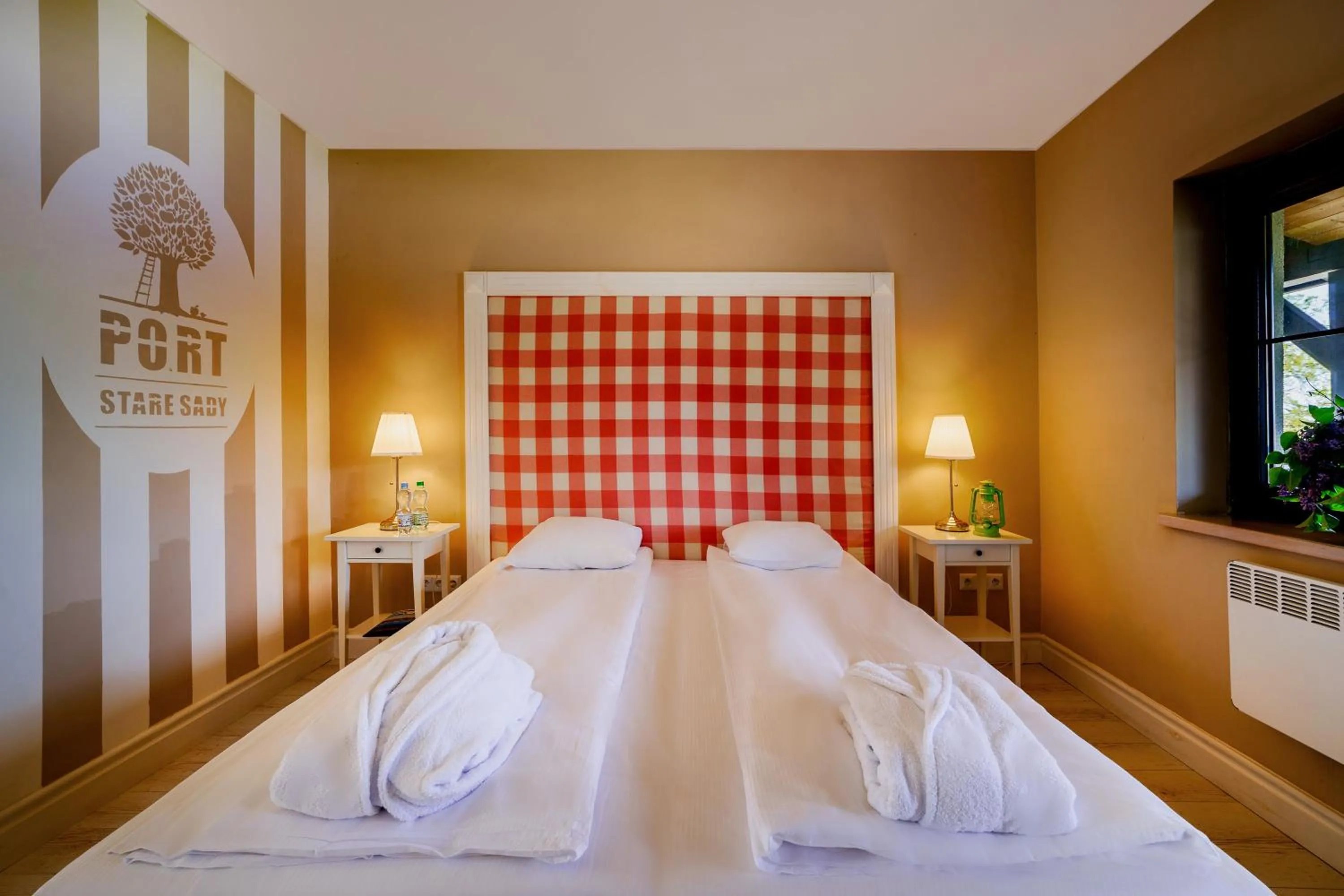 Photo of the whole room, Bed in Stare Sady Chillout Rooms "Pod Jabłoniami"