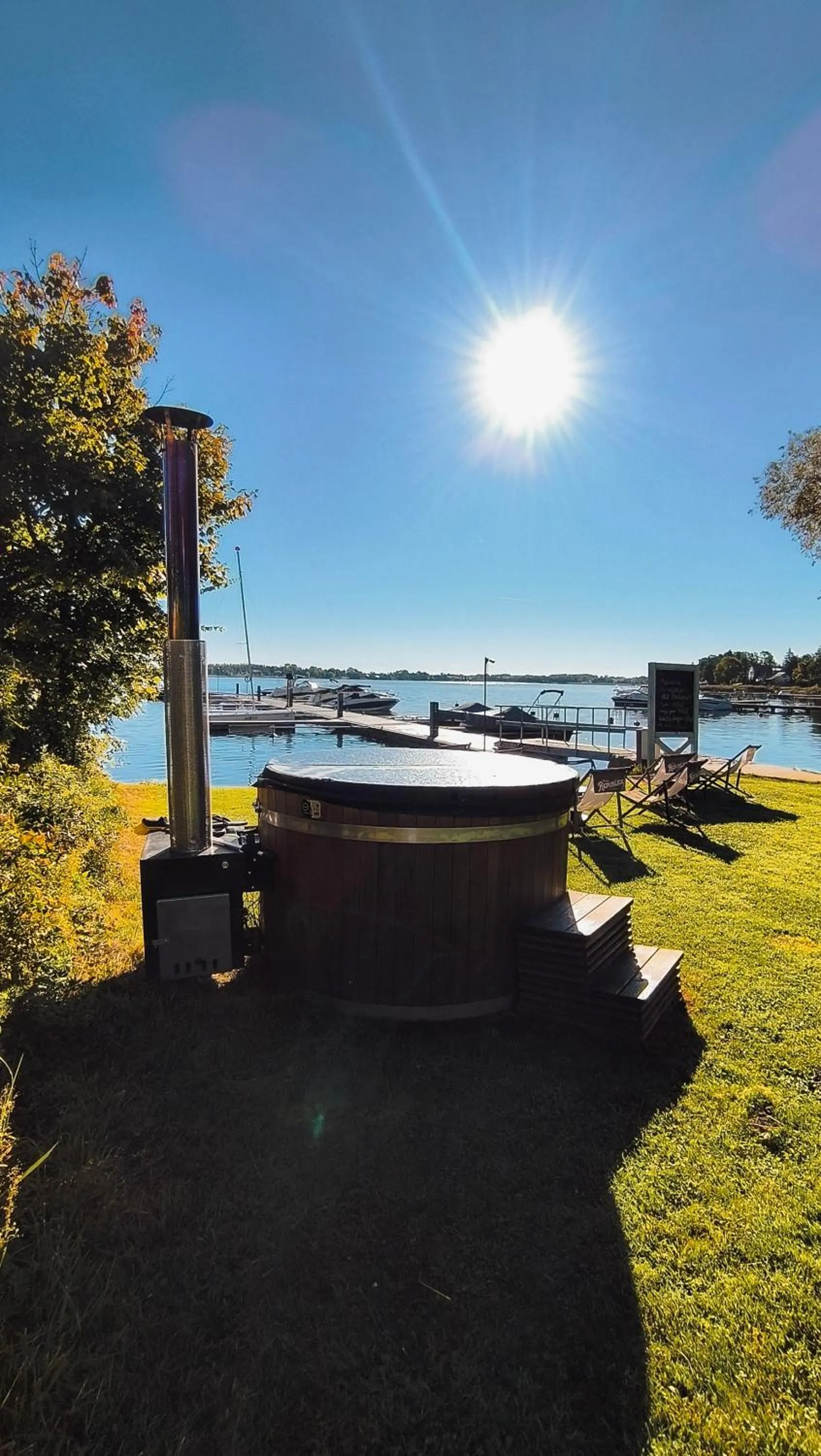 Hot Tub in Stare Sady Chillout Rooms "Pod Jabłoniami"