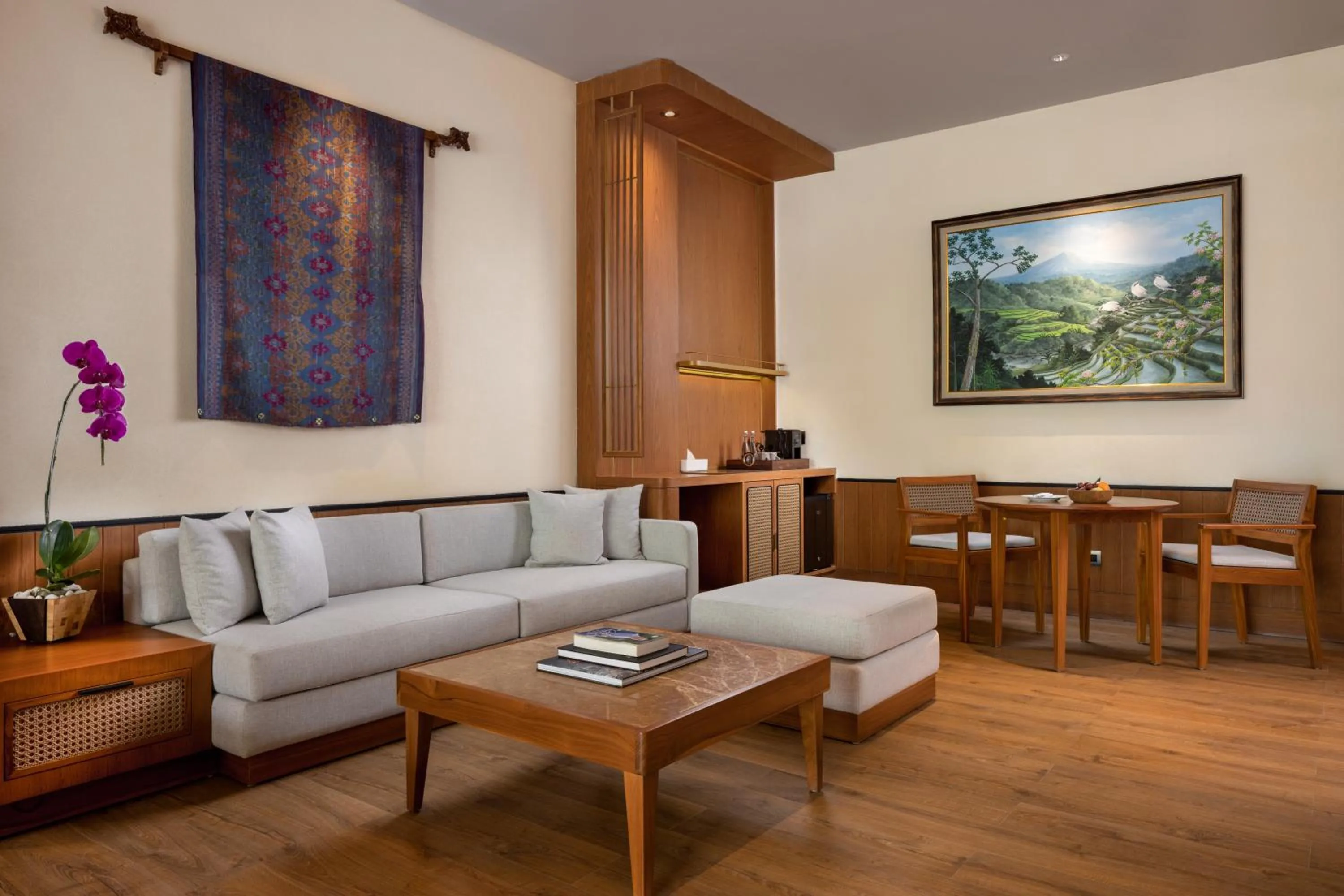 Seating area in Anumana De Suite