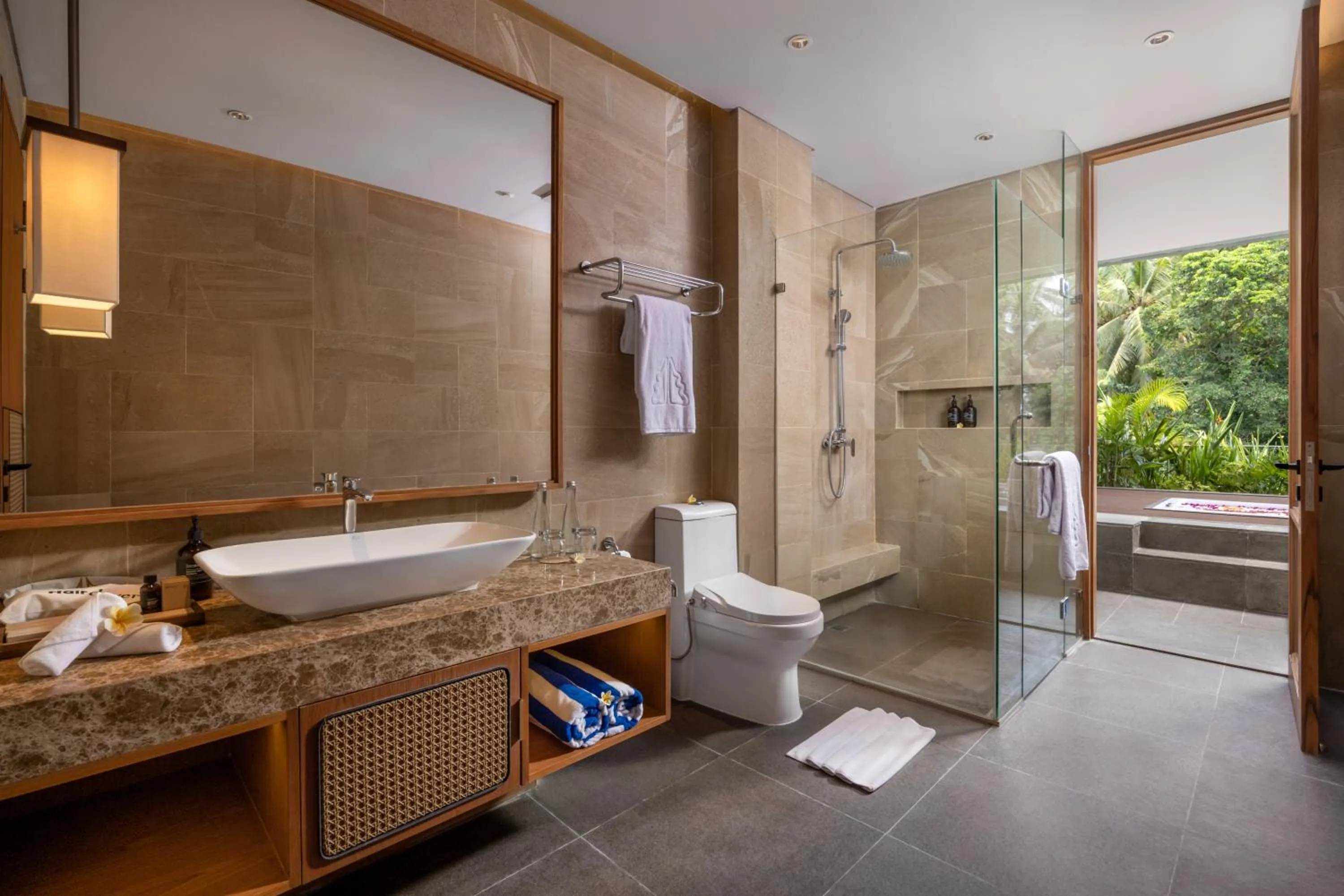 Bathroom in Anumana De Suite