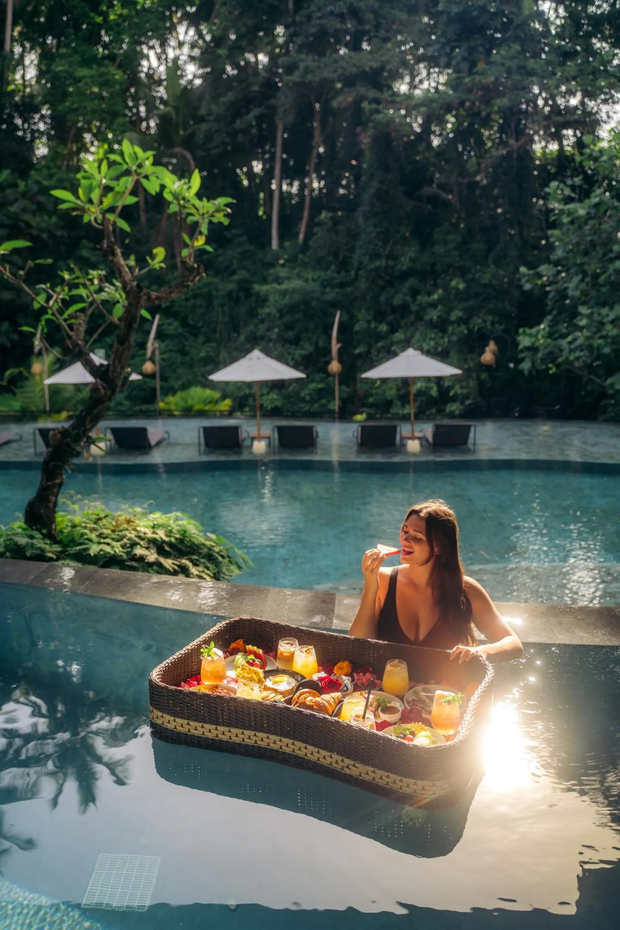 Food and drinks in Anumana De Suite