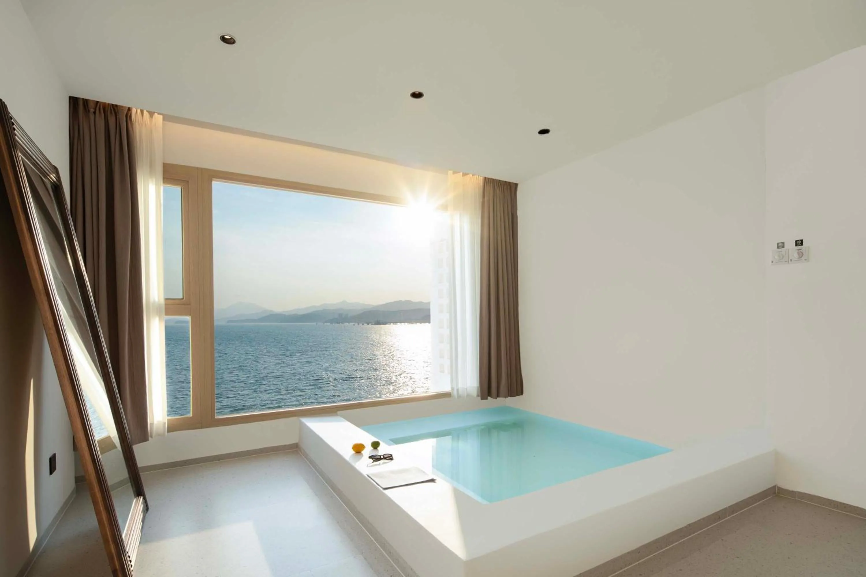 Sea view in Shenzhen GuanHu Secret Wild Reef Seaview Hotel