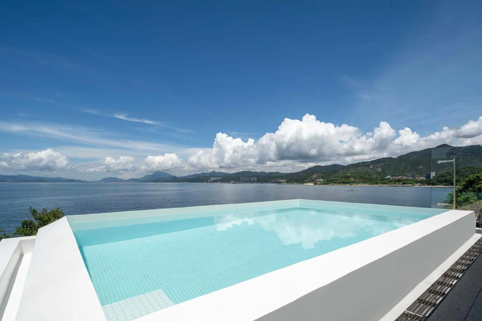 Sea view in Shenzhen GuanHu Secret Wild Reef Seaview Hotel
