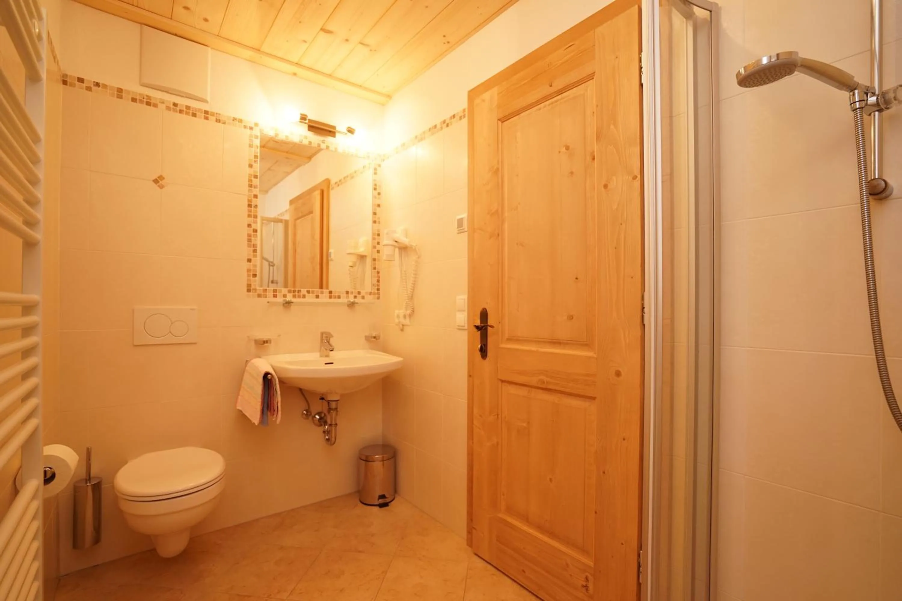 Shower in Unterhabererhof