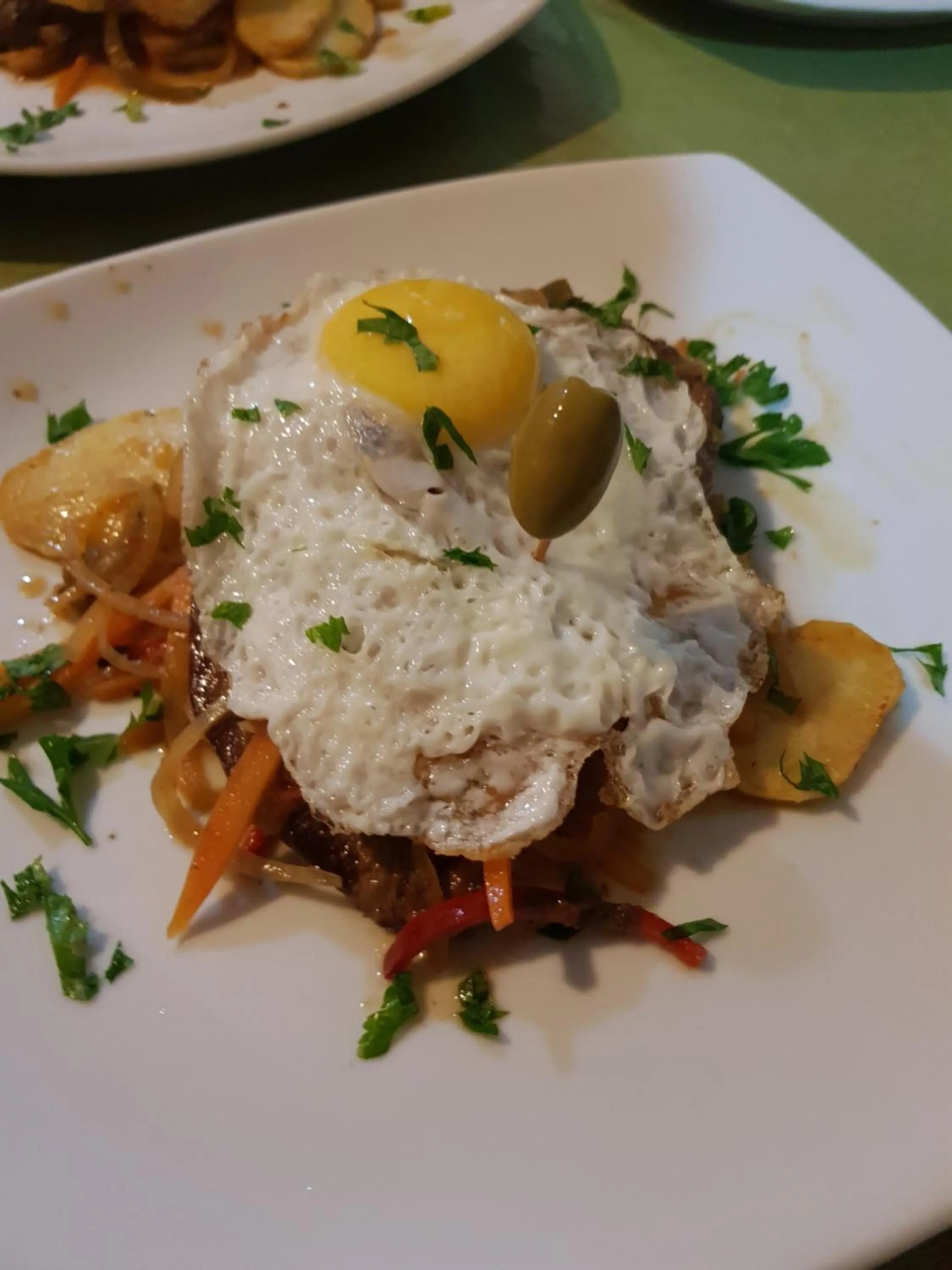 Restaurant/places to eat in La Casa de Reyes Posada
