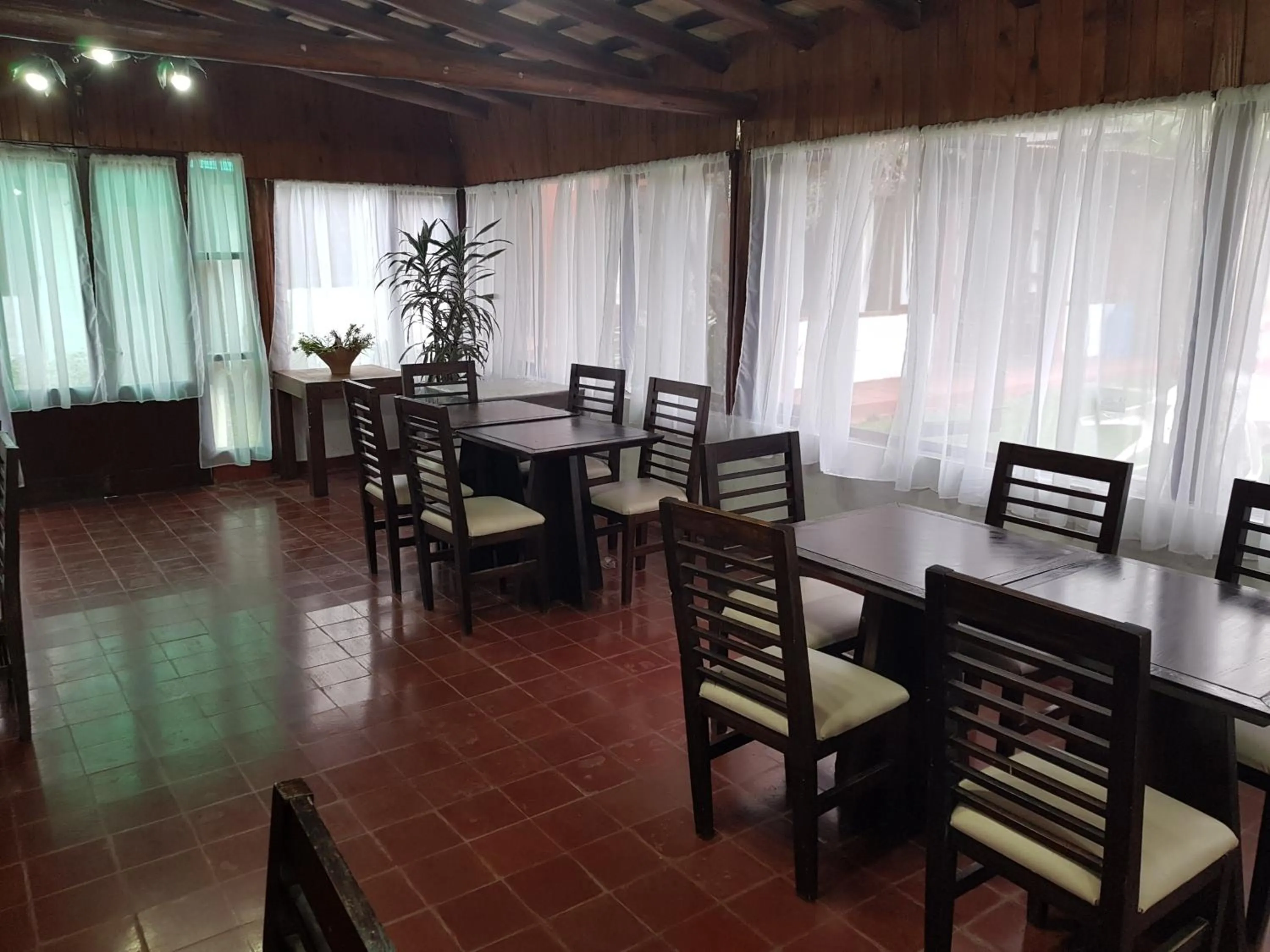 Communal lounge/ TV room in La Casa de Reyes Posada