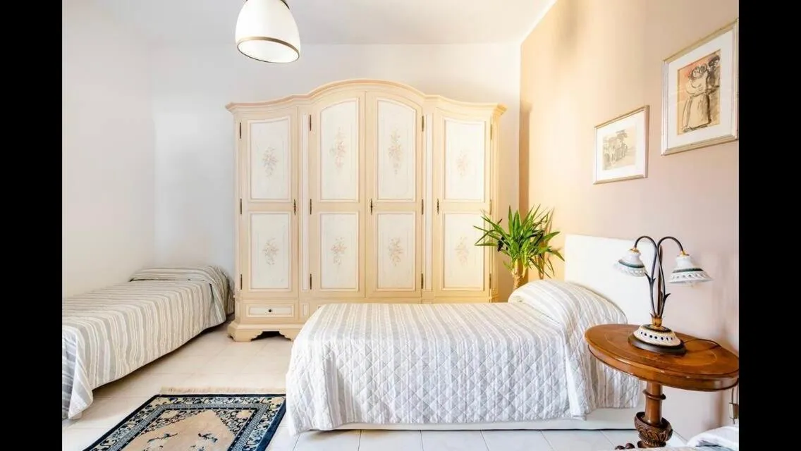 Bed in B&B Maison Rosetta IUN-E4948