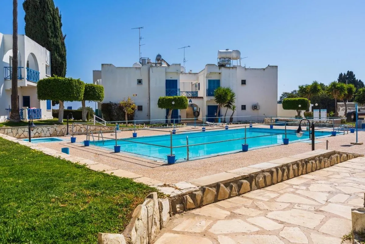 Seacret - 1-BR Apartment & Pool in Pyla