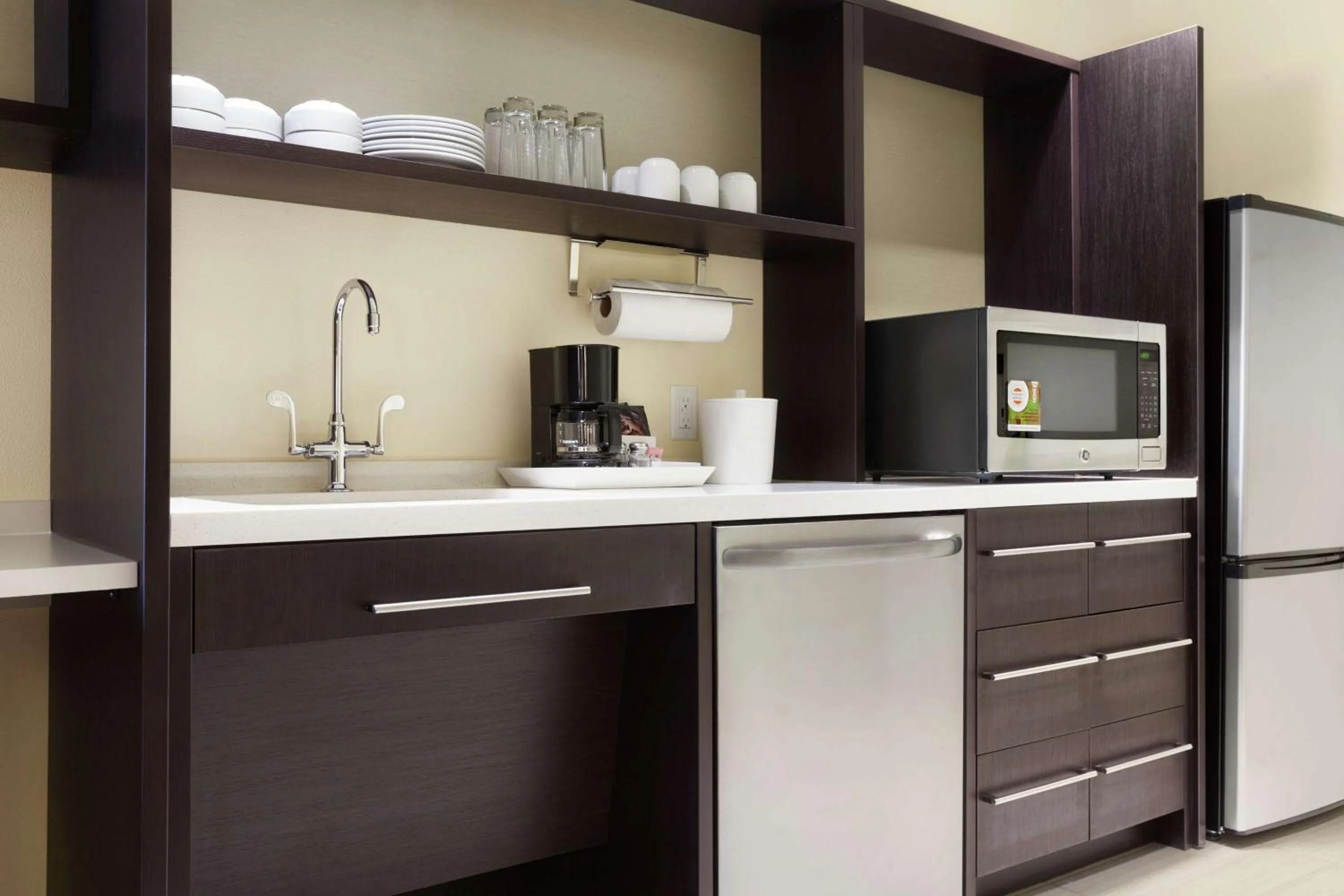 Kitchen or kitchenette in Home2 Suites by Hilton San Angelo