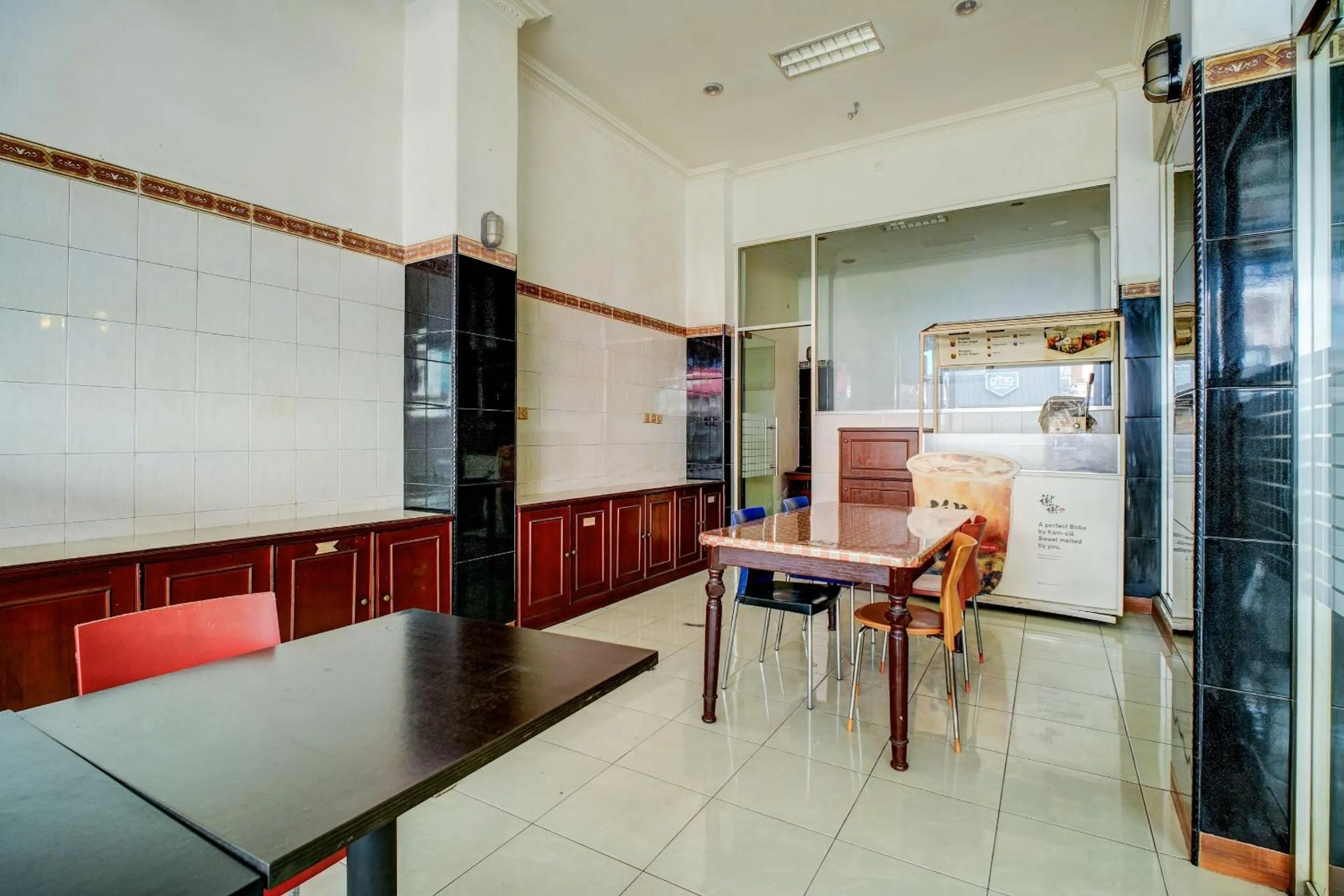 Lobby or reception in Hotel O Depok near Bhayangkara BRIMOB Hospital Formerly Hotel Mutiara Kelapa Dua Depok