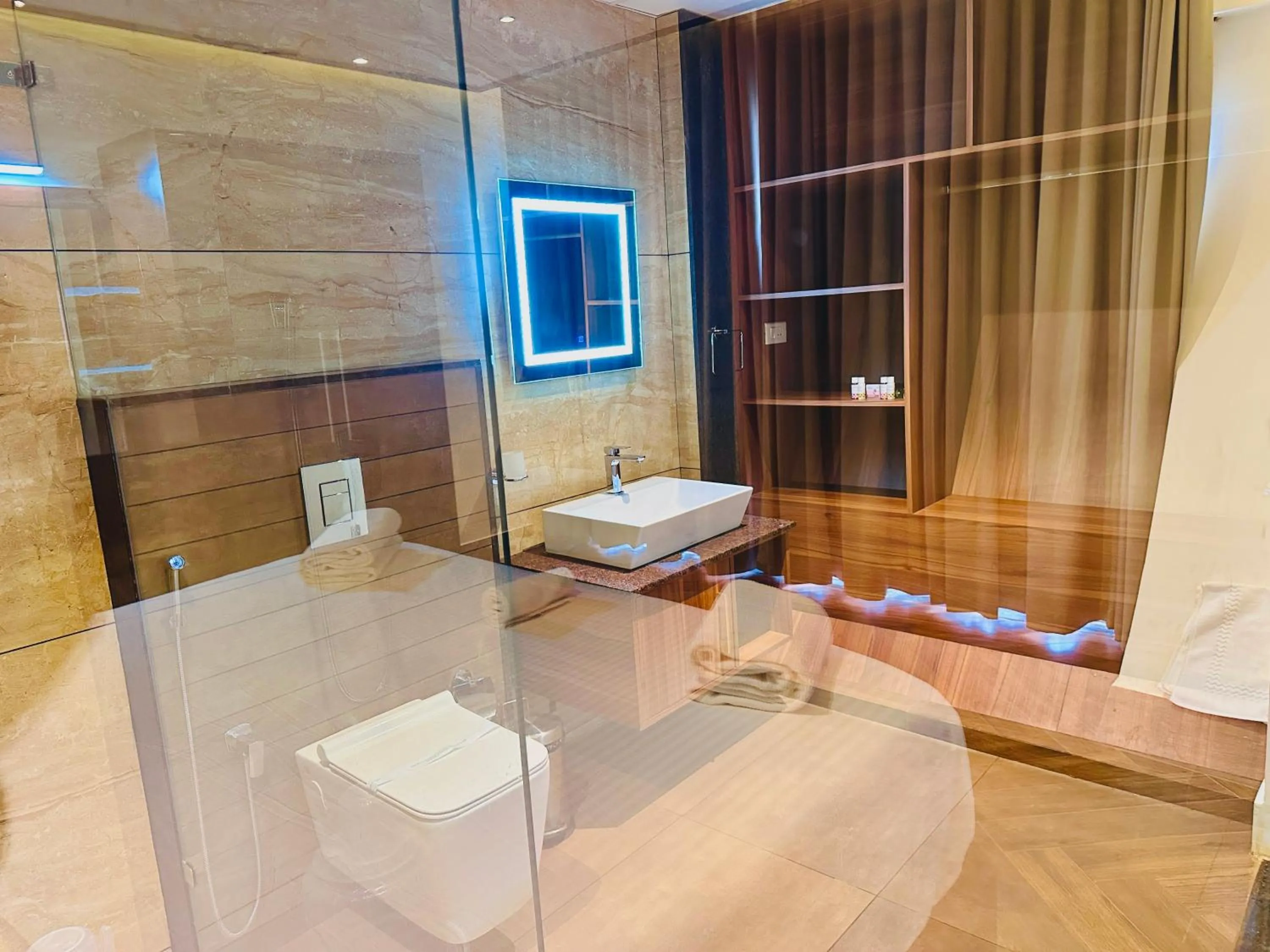 Toilet in Talenresort Vythiri Villas