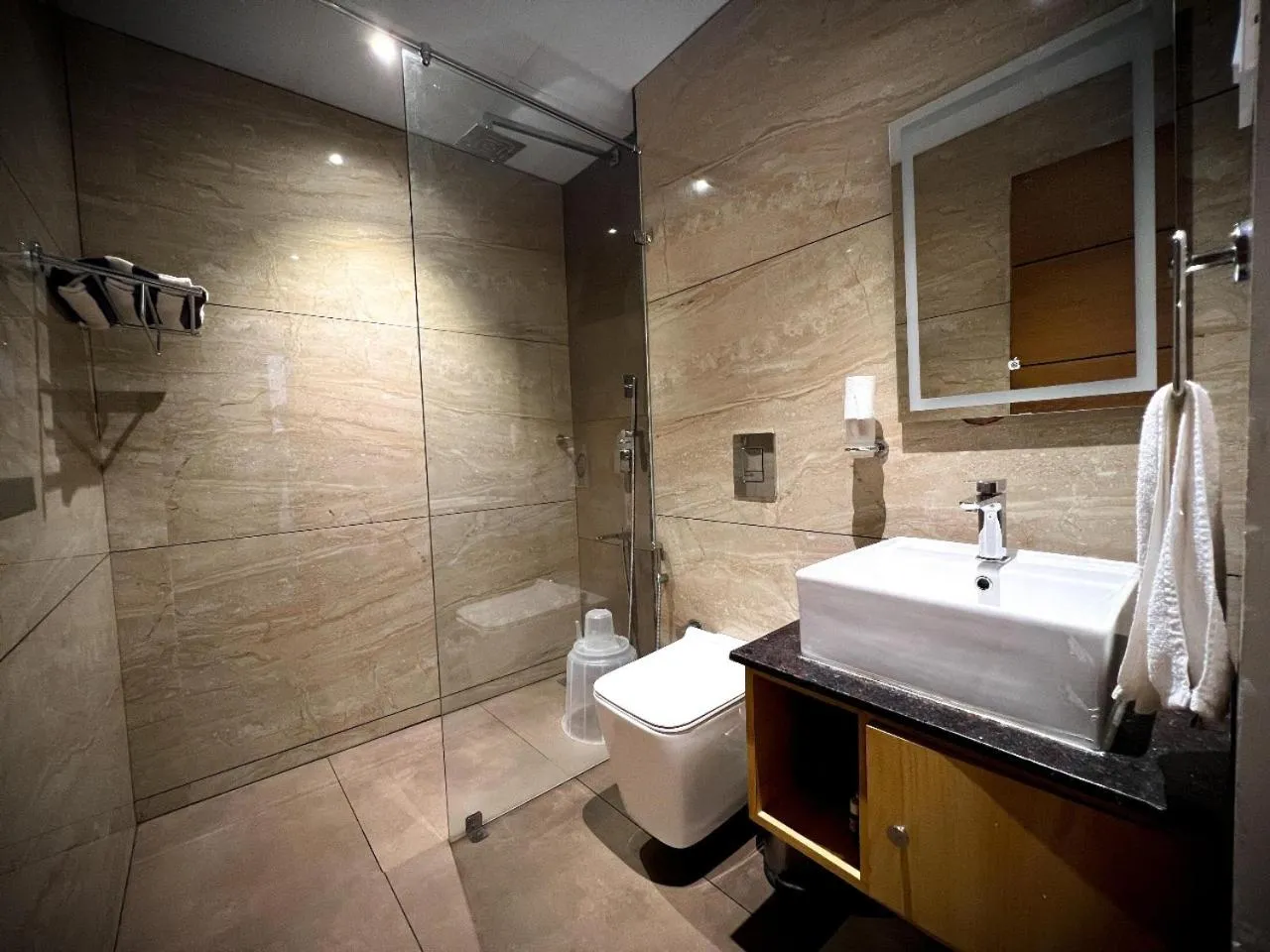 Shower in Talenresort Vythiri Villas