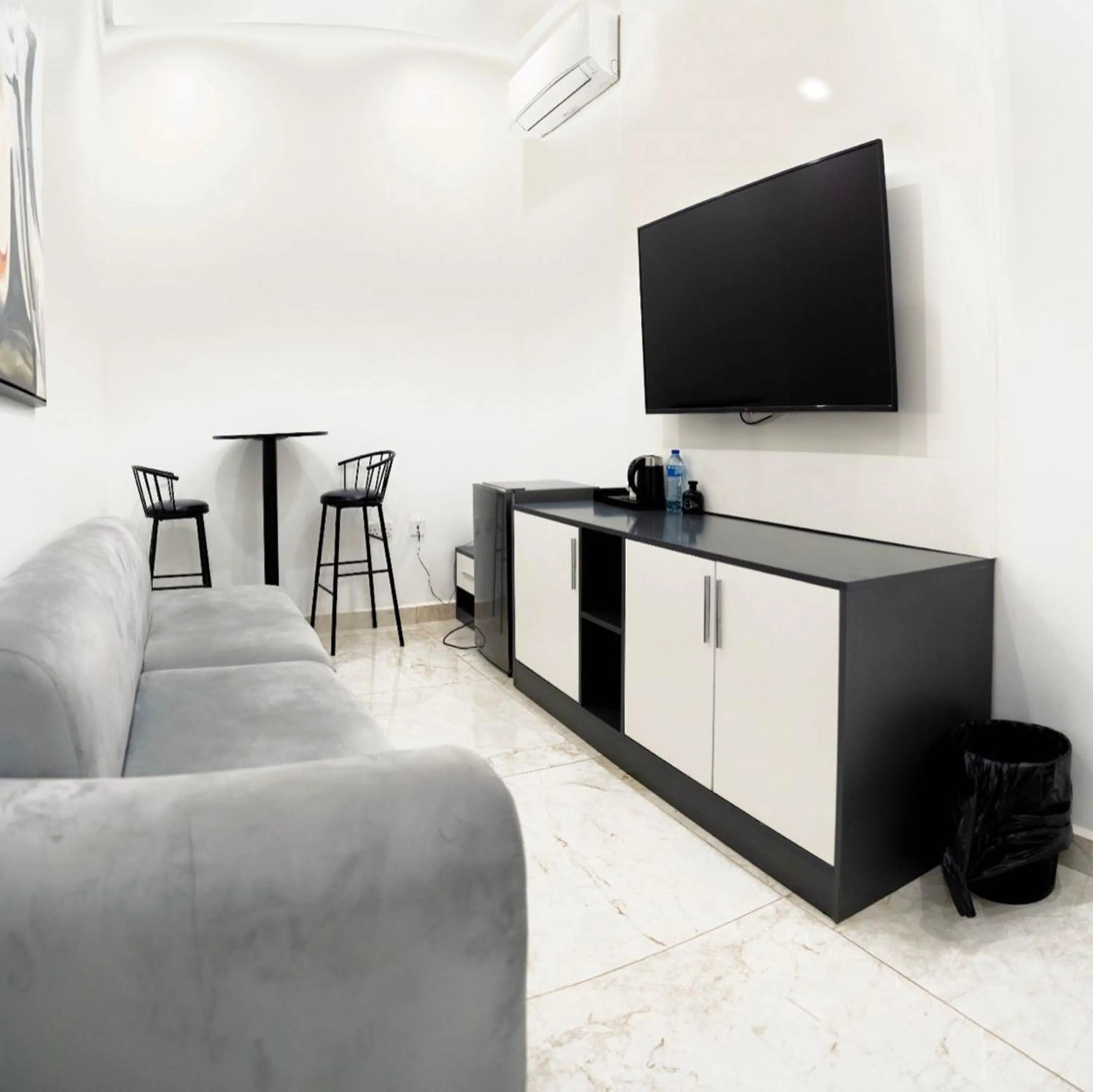 Vertus Hotel and Suites