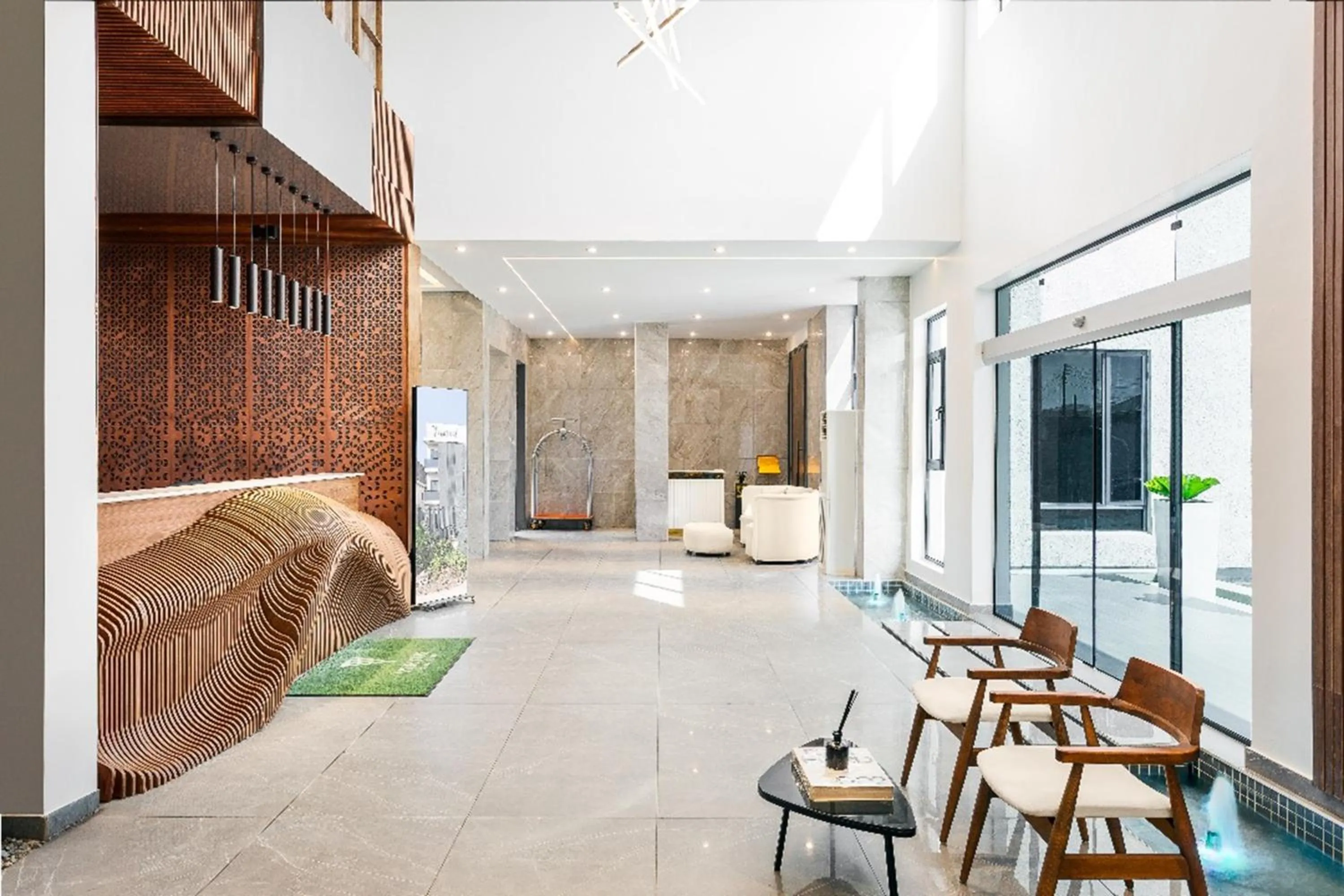 Vertus Hotel and Suites