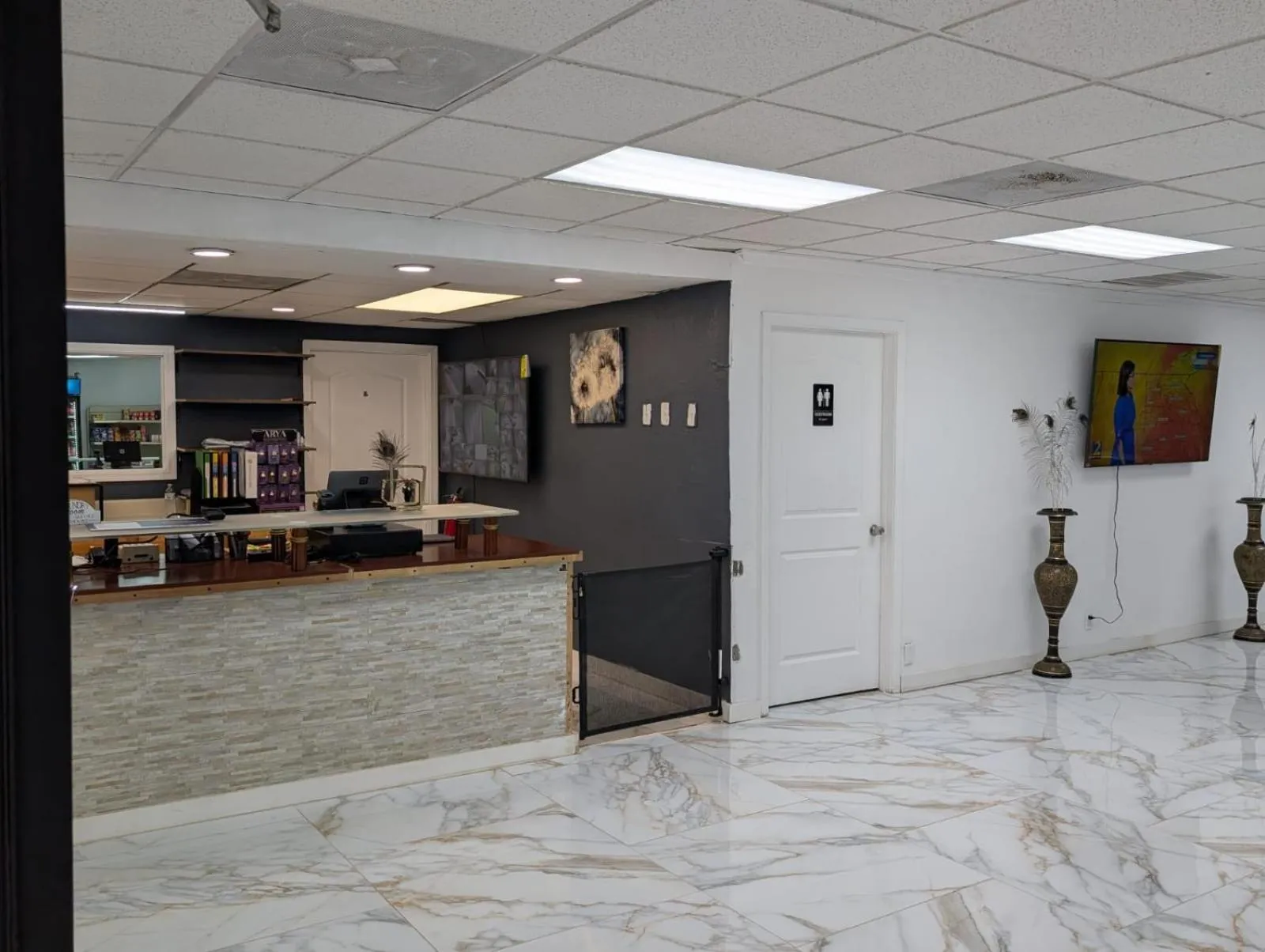 Lobby or reception in OYO Hotel Catersville GA