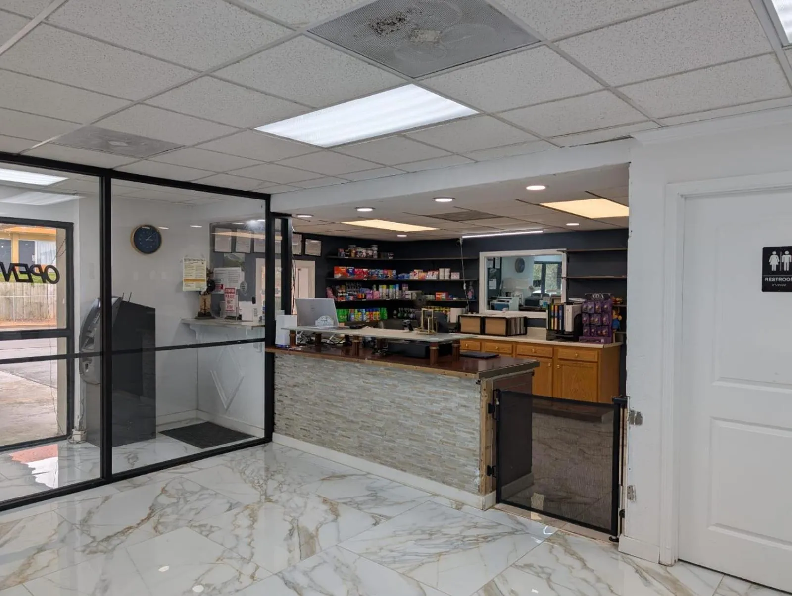 Lobby or reception in OYO Hotel Catersville GA