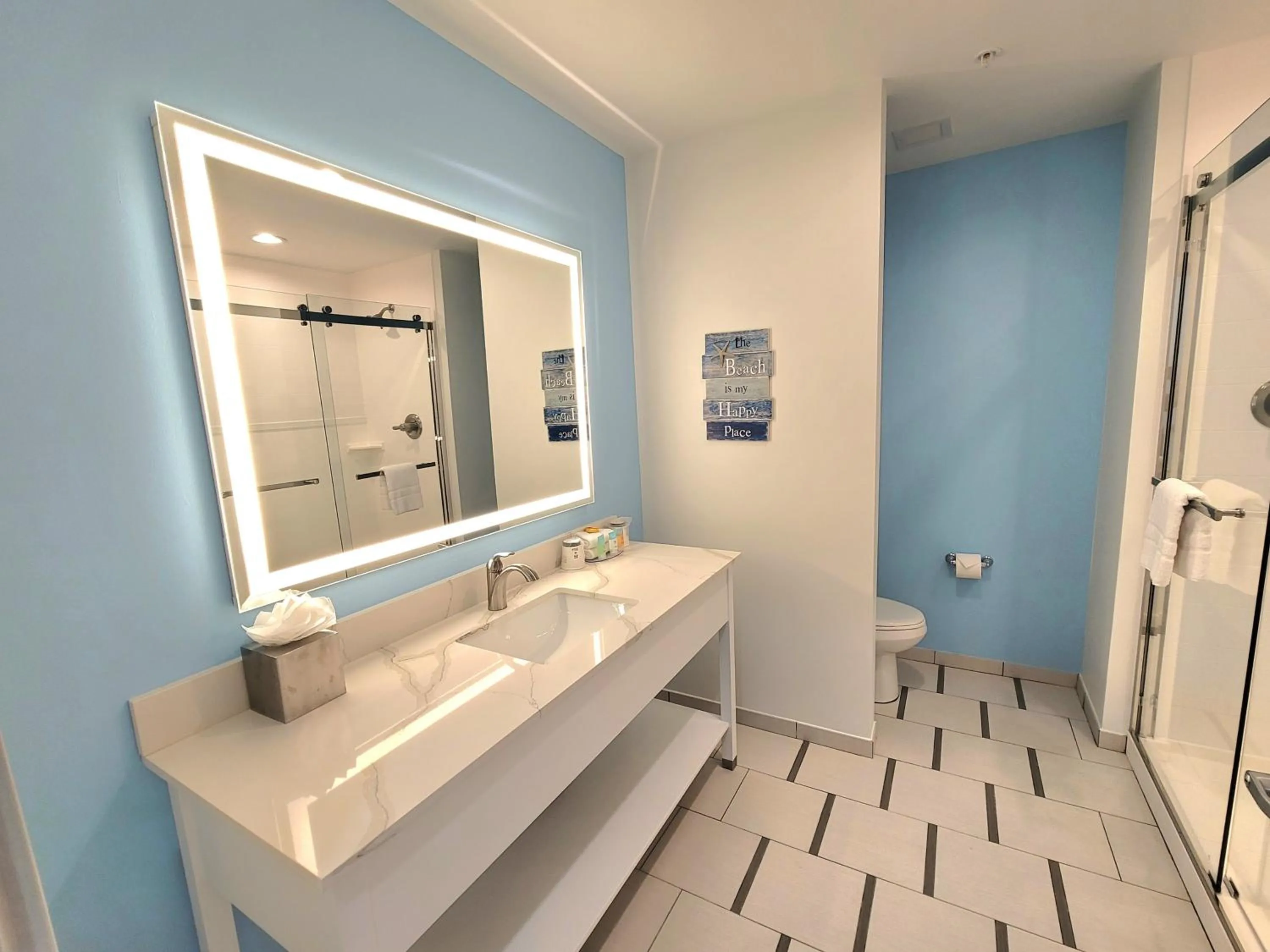 Bathroom in ChartHouse Clearwater Beach Marina Hotel
